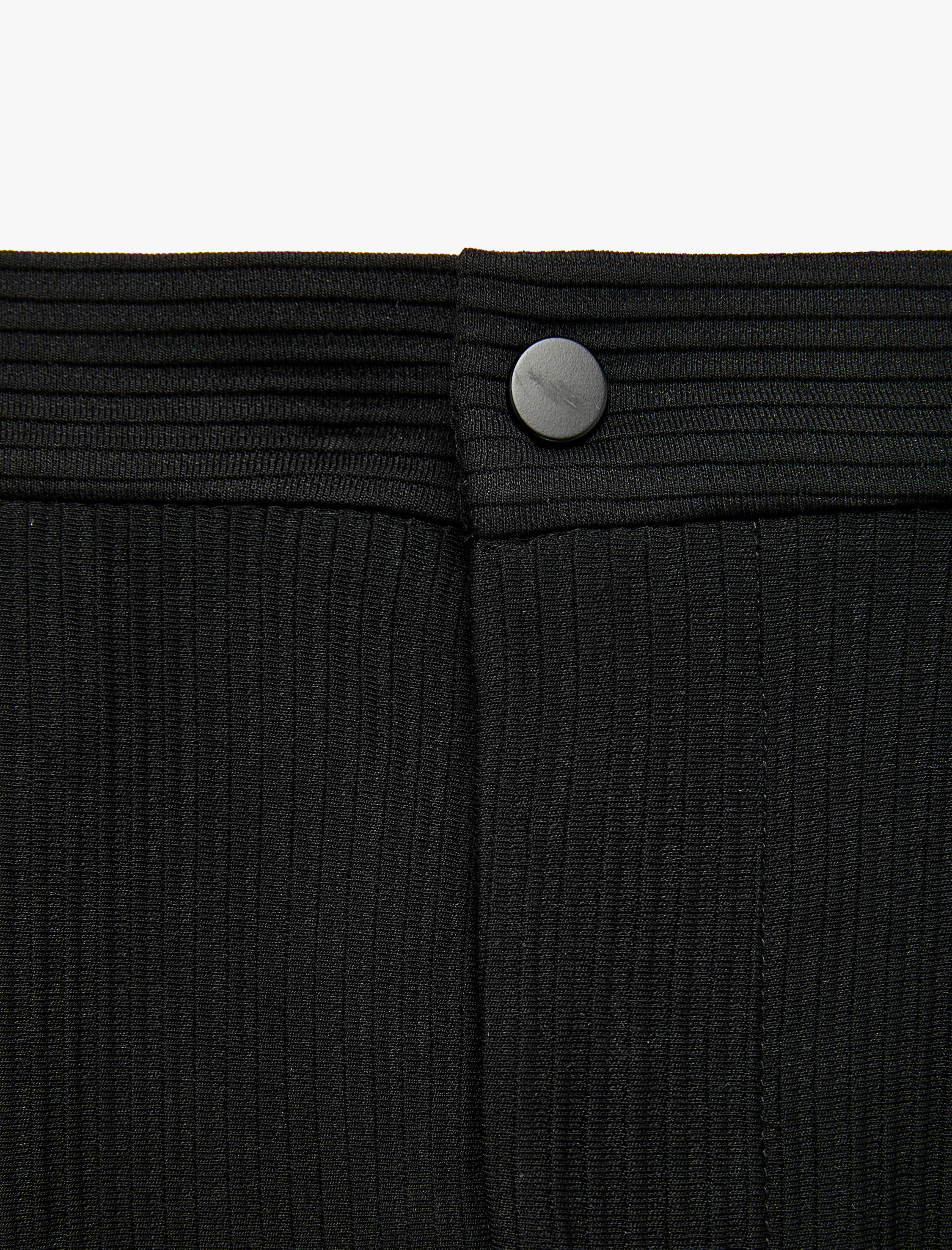   Pileli Dokulu Cepli Slim Fit Pantolon