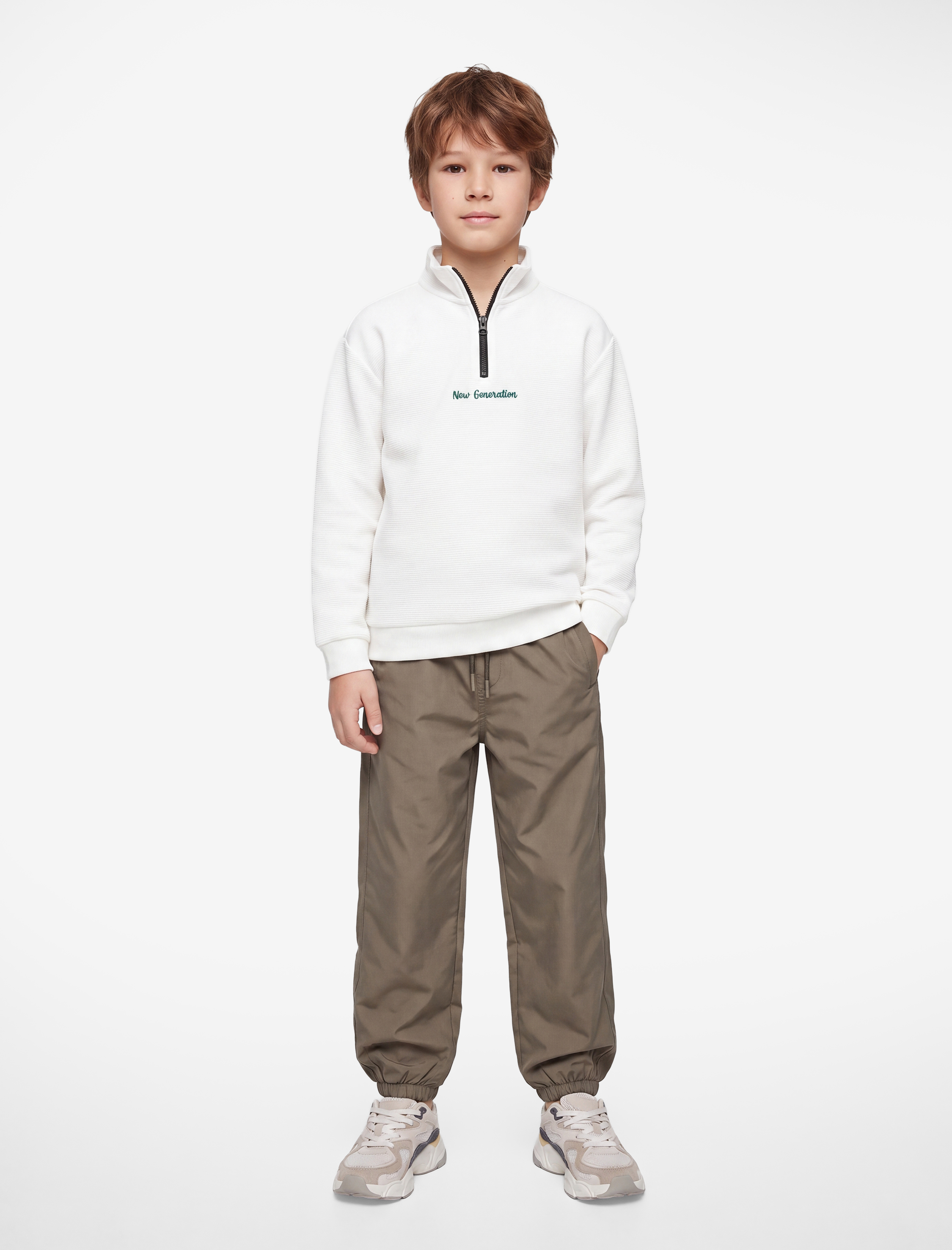 Erkek Çocuk Dik Yaka Uzun Kollu Fermuarlı Sweatshirt