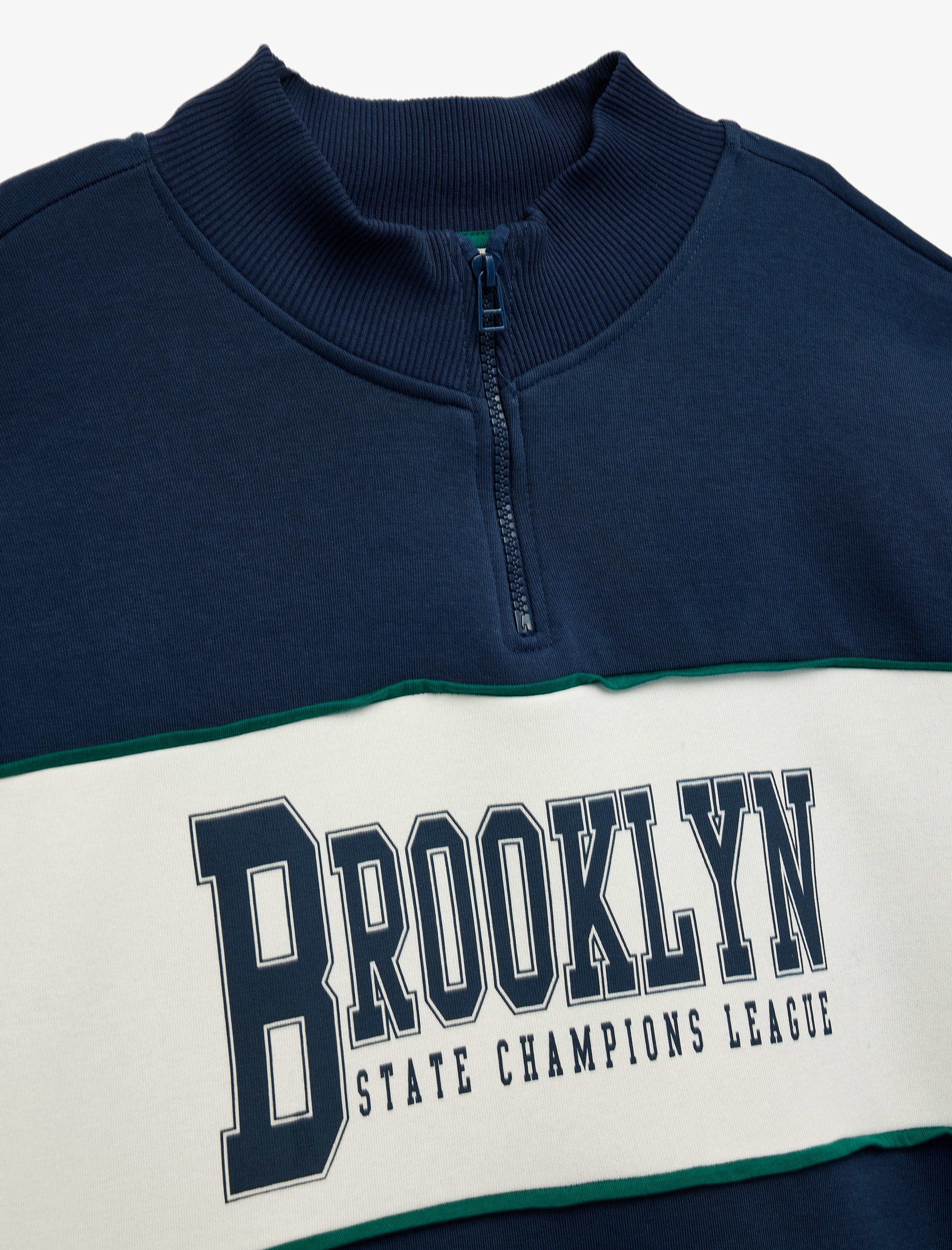  Erkek Çocuk Şardonlu Baskılı Uzun Kollu Fermuar Detaylı Dik Yaka Oversize Sweatshirt