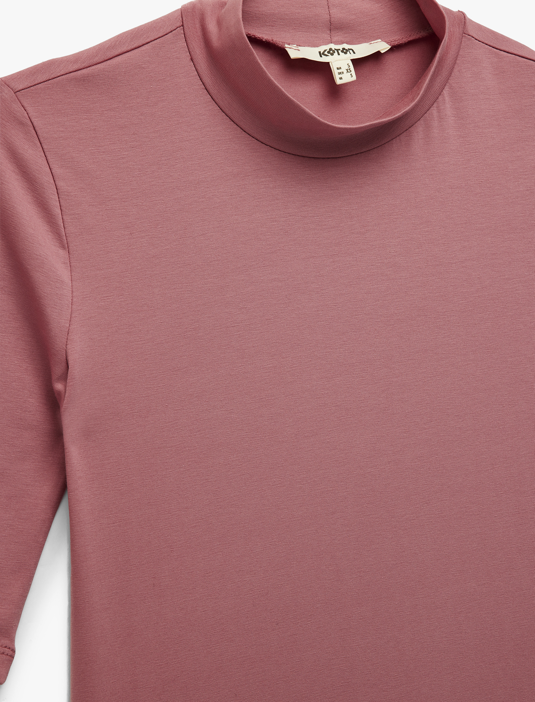   Slim Fit Pamuklu 3/4 Kol Dik Yaka Tişört