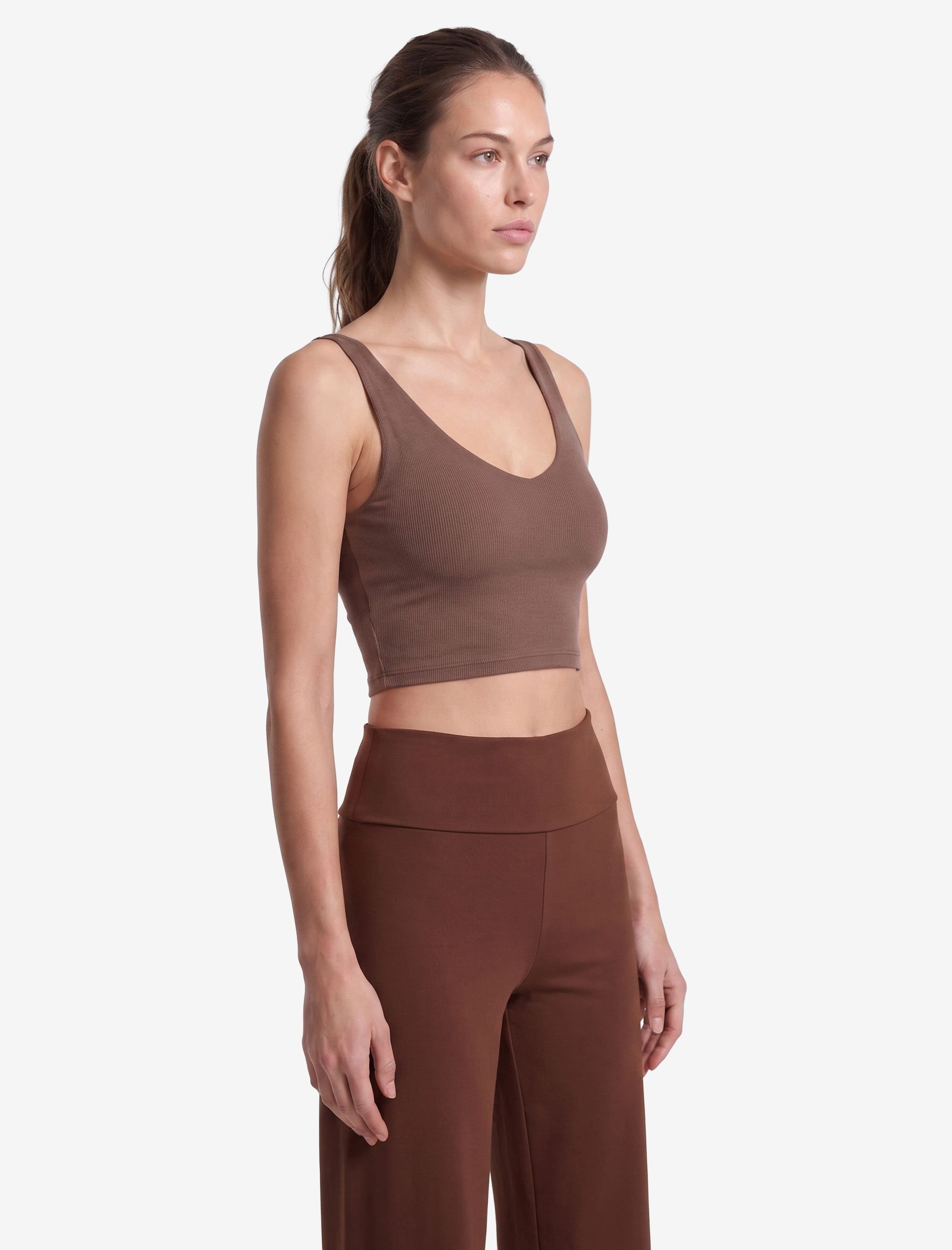   Kolsuz V Yaka Kaplı Slim Fit Sporcu Sütyeni