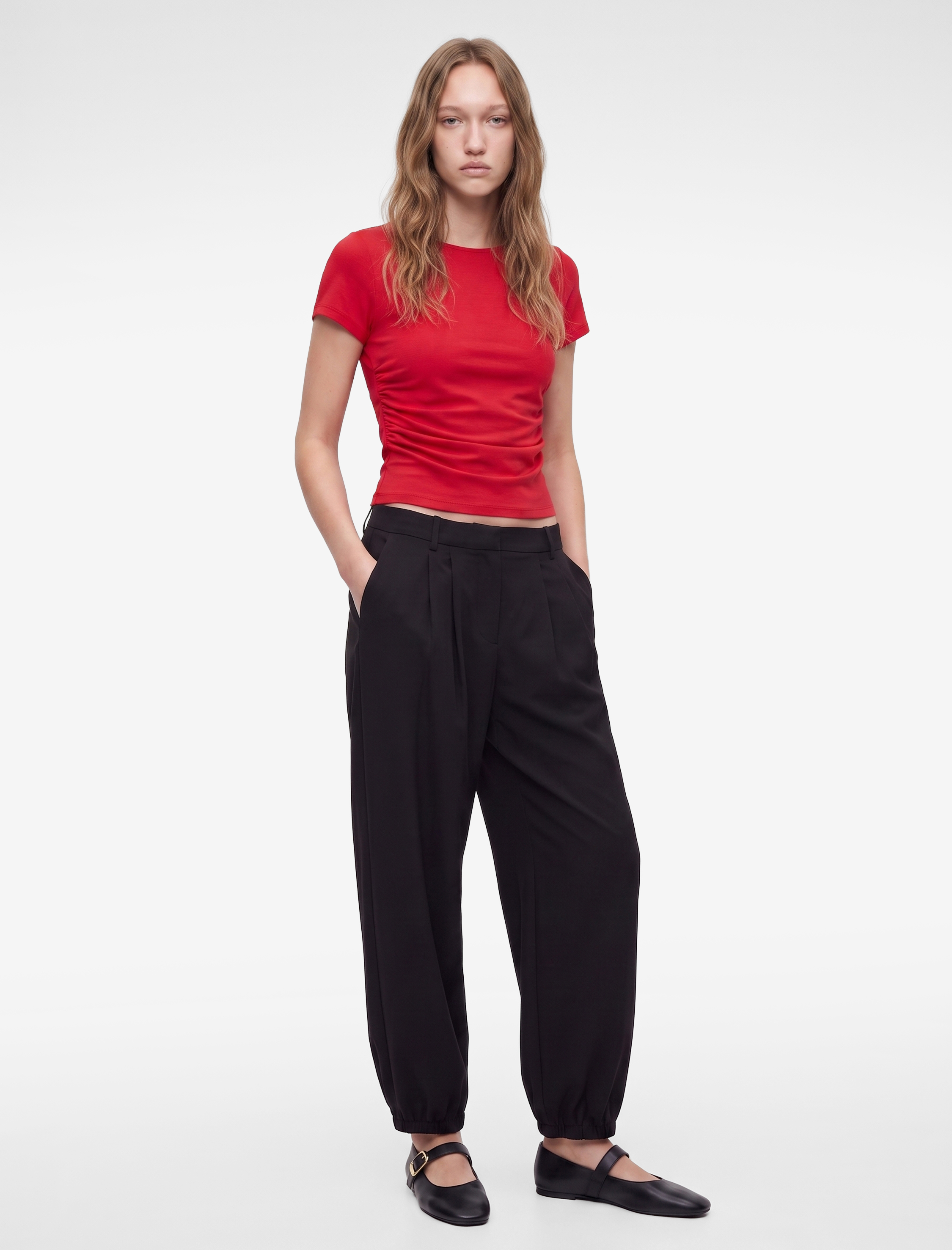   Pamuklu Slim Fit Kayık Yaka Kısa Kollu Drapeli Tişört