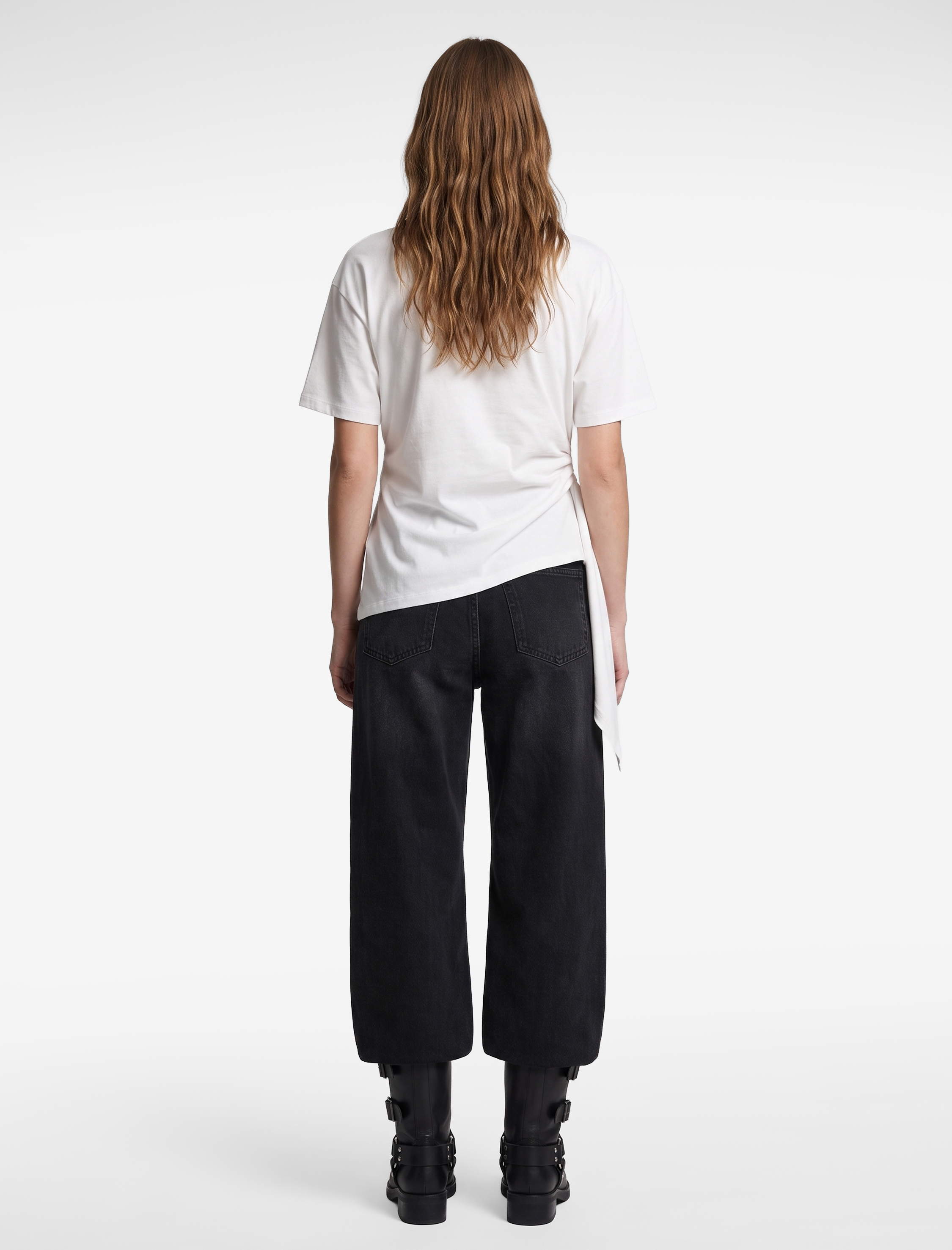   Modal Kumaş Slim Fit Bisiklet Yaka Kısa Kollu Asimetrik Tişört