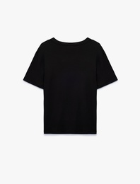 Pamuklu Kısa Kollu Bisiklet Yaka Oversize Basic Tişört