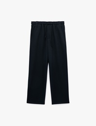 Cepli Beli Bağcıklı Kumaş Pantolon
