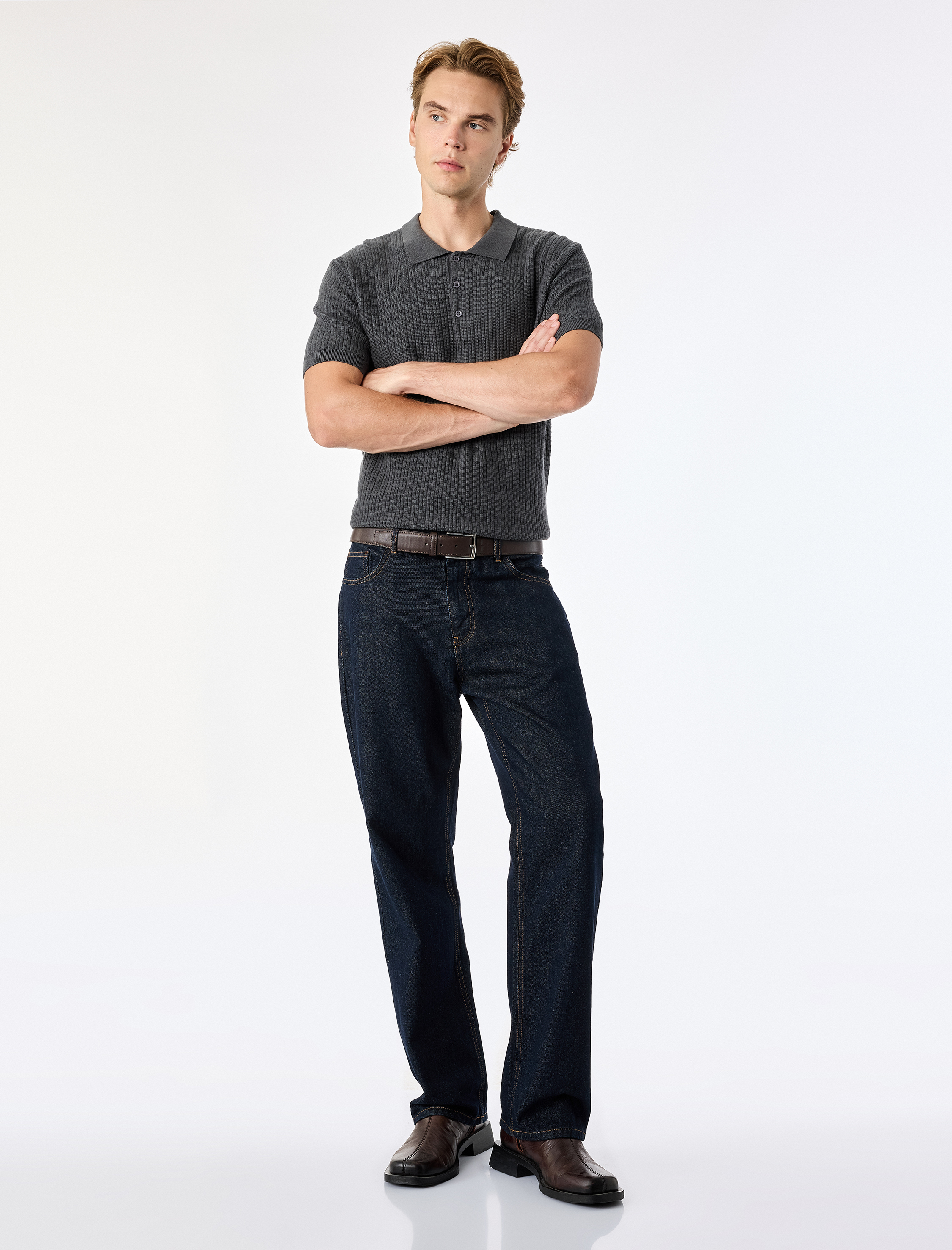   Regular Fit Kısa Kollu Pamuklu Dokulu Düğmeli Polo Yaka Triko Tişört
