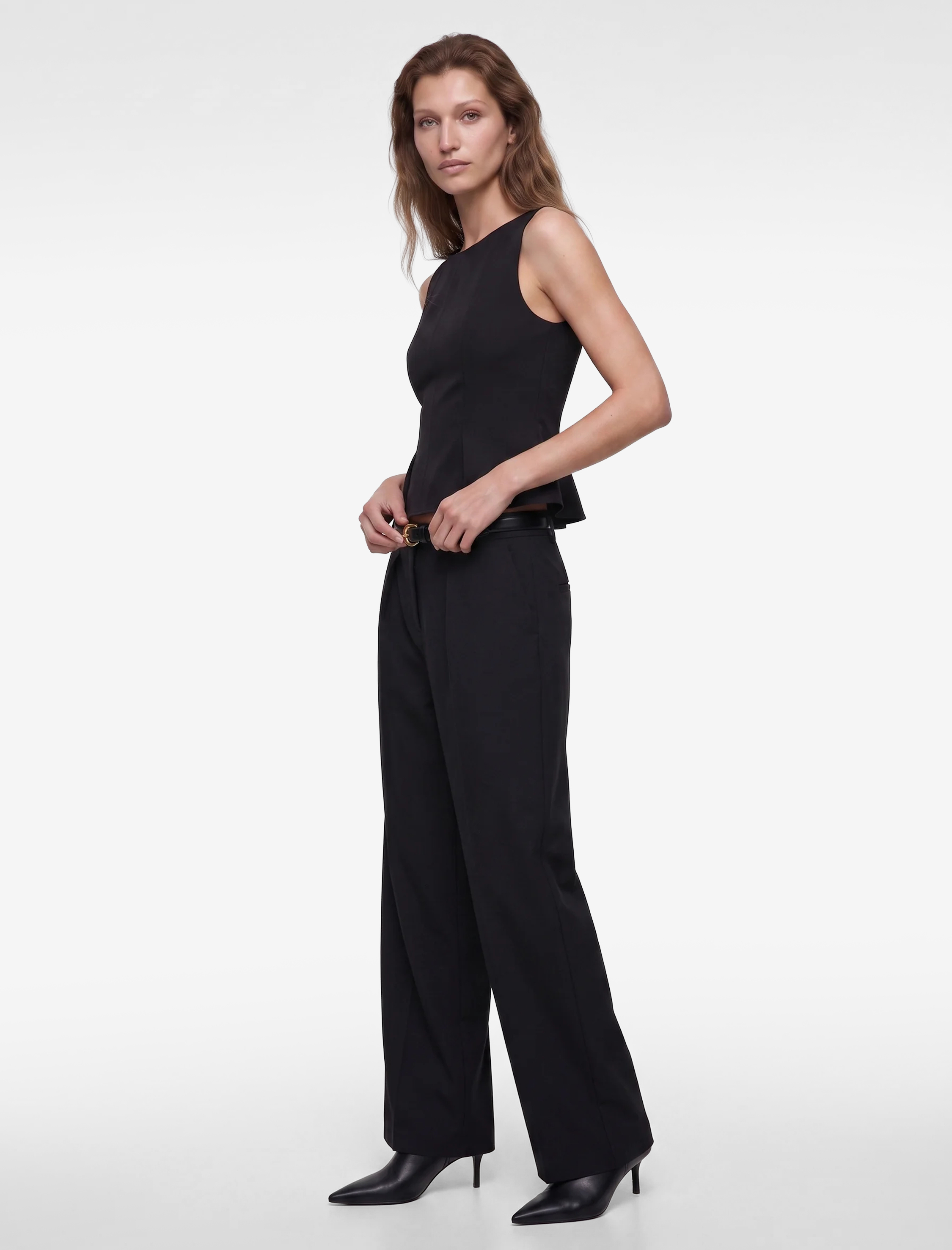   Bisiklet Yaka Slim Fit Peplum Bluz