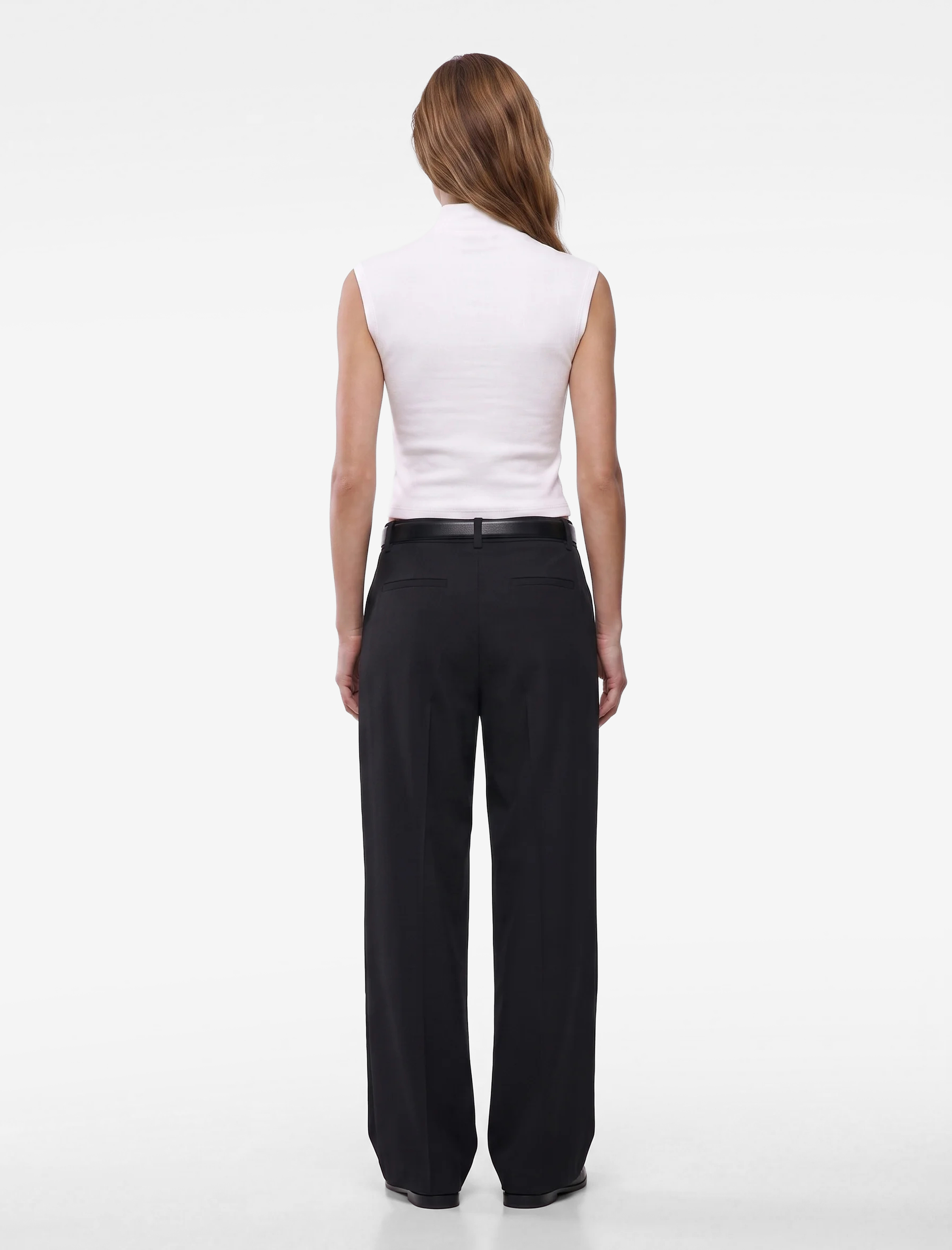   Pamuklu Slim Fit Kolsuz Dik Yaka Bluz