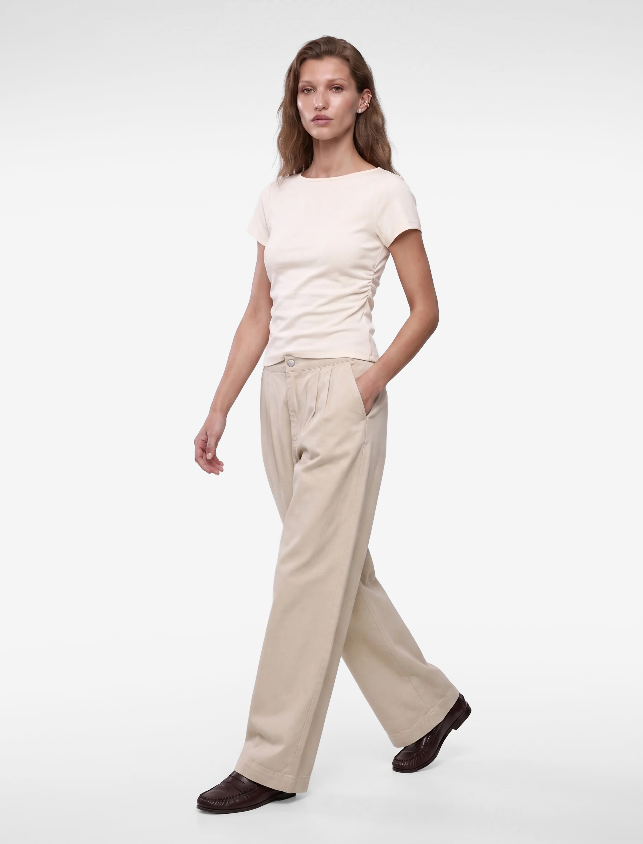   Viskon Slim Fit Büzgülü Bisiklet Yaka Kısa Kollu Tişört