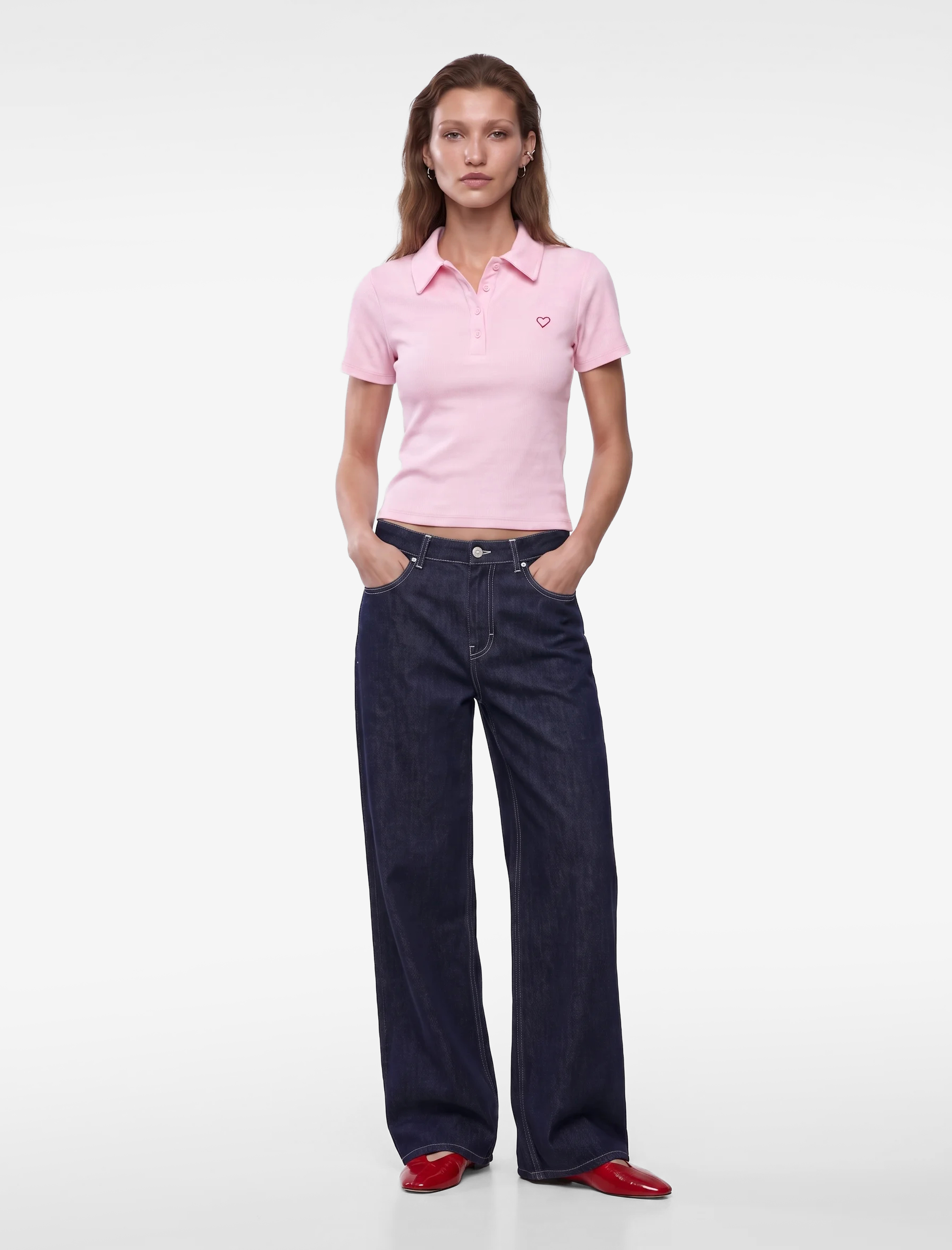   Pamuklu Slim Fit Düğmeli Kalp İşleme Detaylı Polo Yaka Kısa Kollu Fitilli Tişört