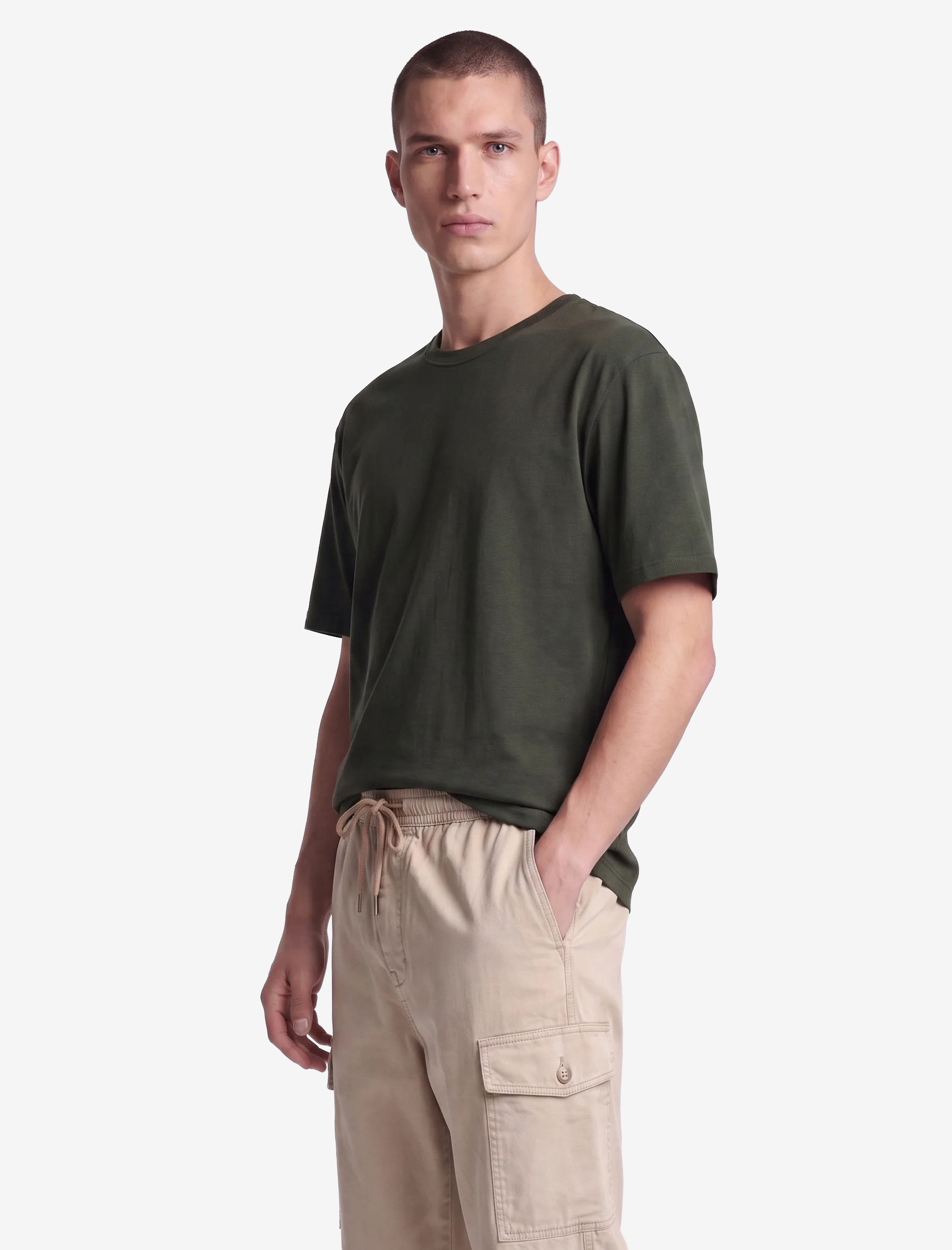  Regular Fit Bisiklet Yaka Pamuklu Tok Kumaş Kısa Kollu Basic Tişört