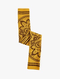 Pamuklu Çiçek Desenli Kare Bandana Fular