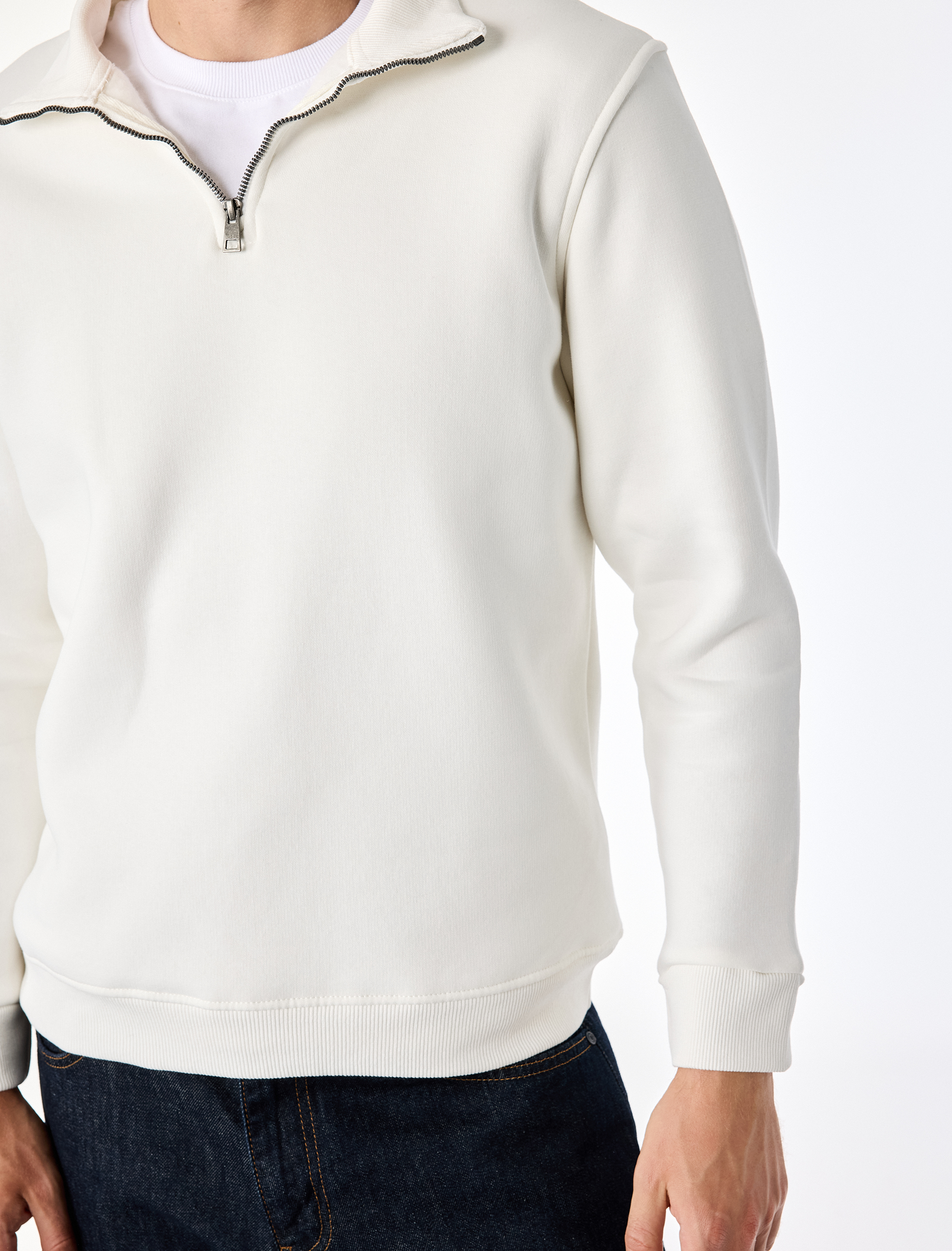   Şardonlu Regular Fit Uzun Kollu Fermuarlı Yaka Sweatshirt