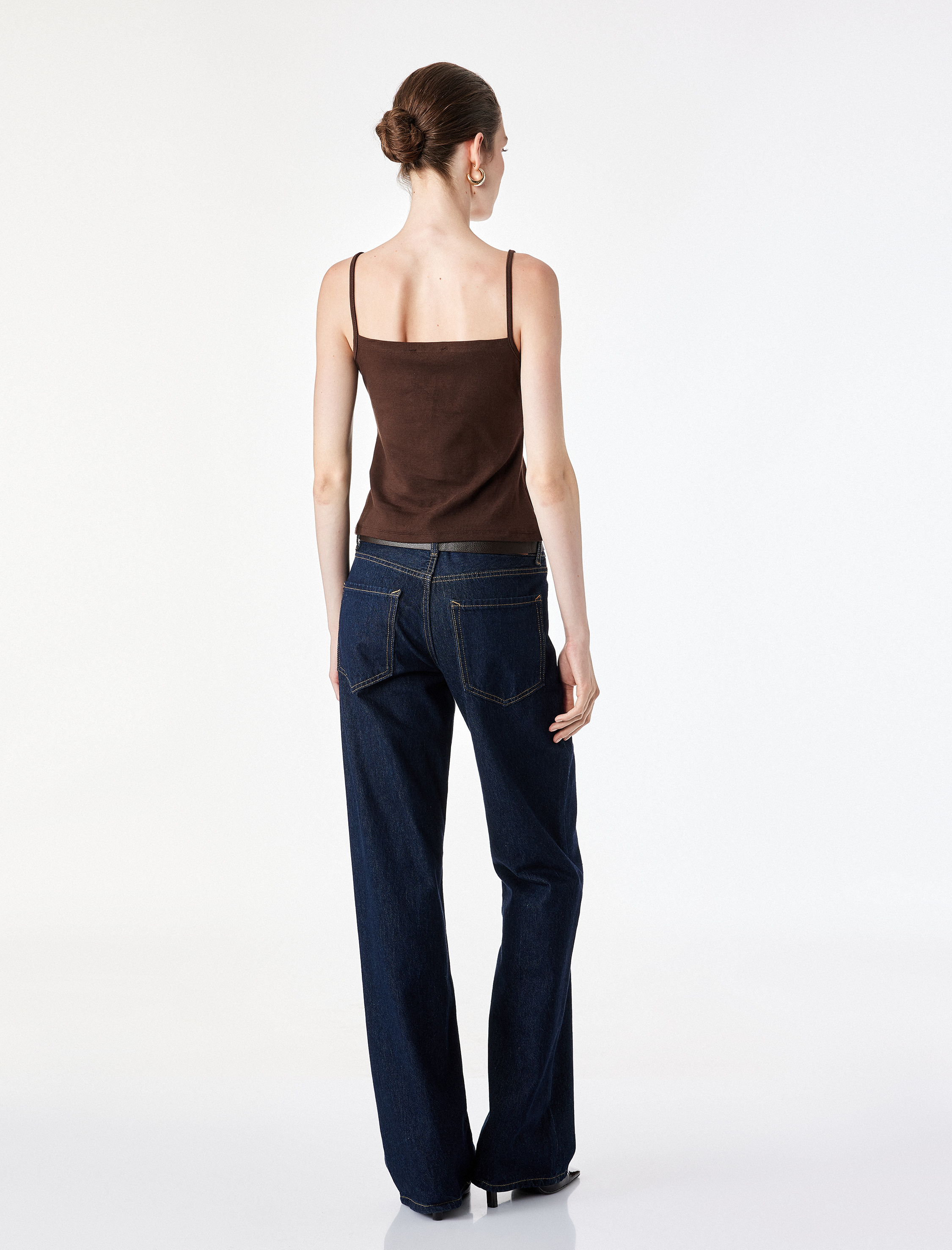   Pamuklu Ribanalı Slim Fit Kare Yaka İp Askılı Atlet Bluz