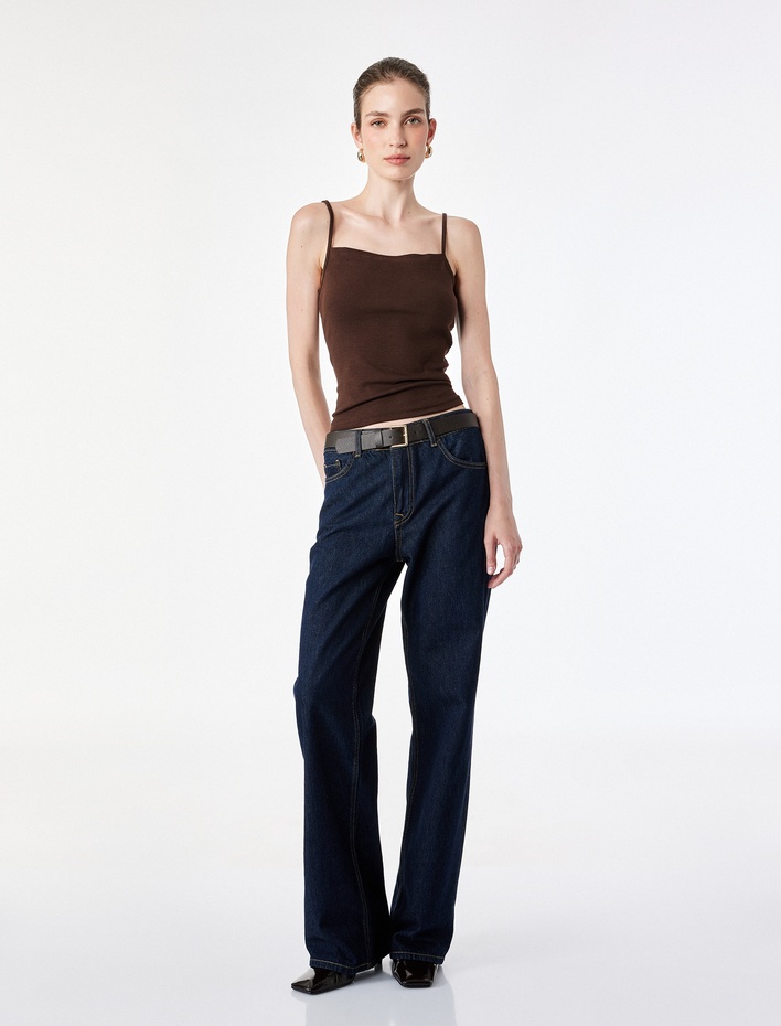  Pamuklu Ribanalı Slim Fit Kare Yaka İp Askılı Atlet Bluz