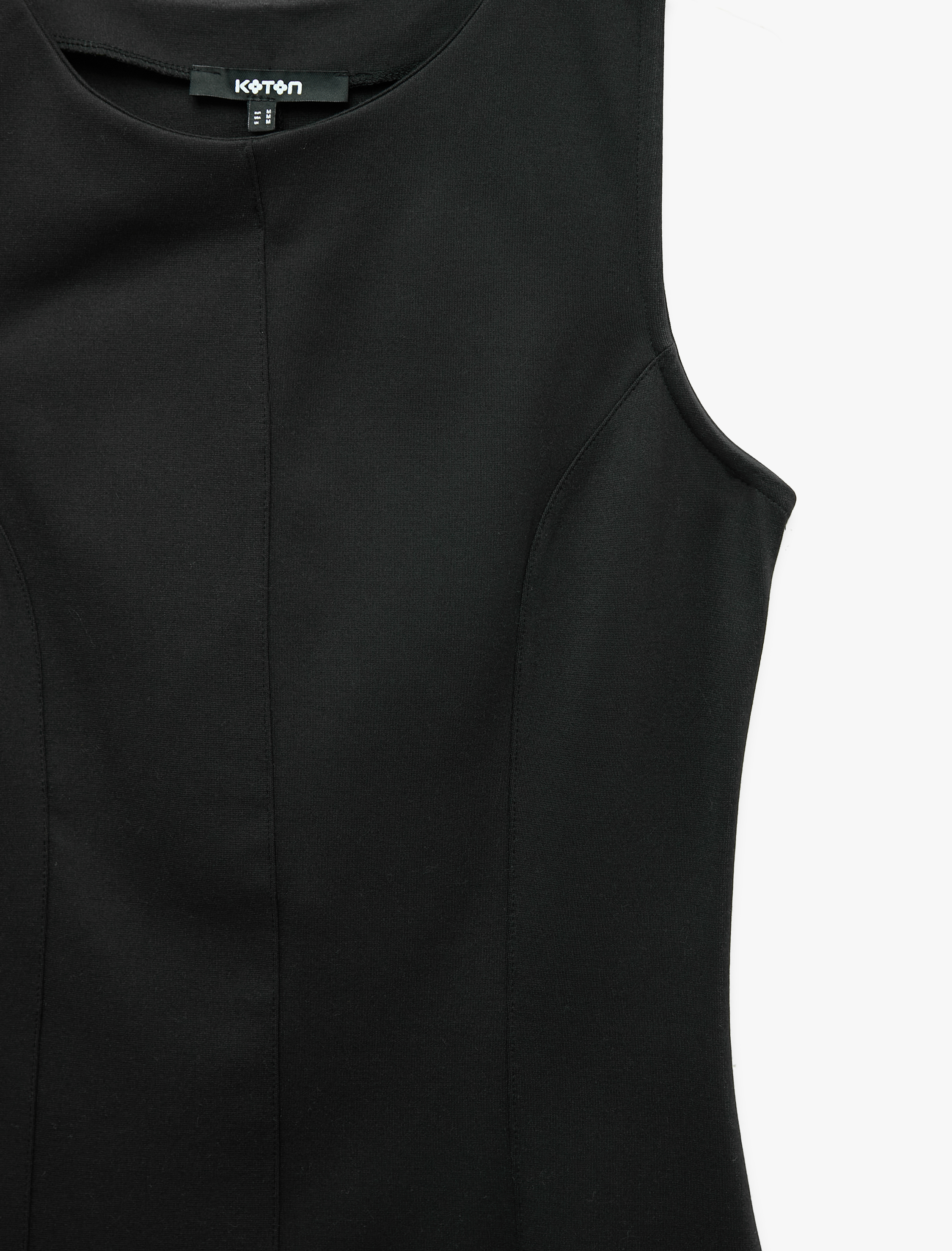   Dikiş Detaylı Slim Fit Bisiklet Yaka Kolsuz Midi Elbise