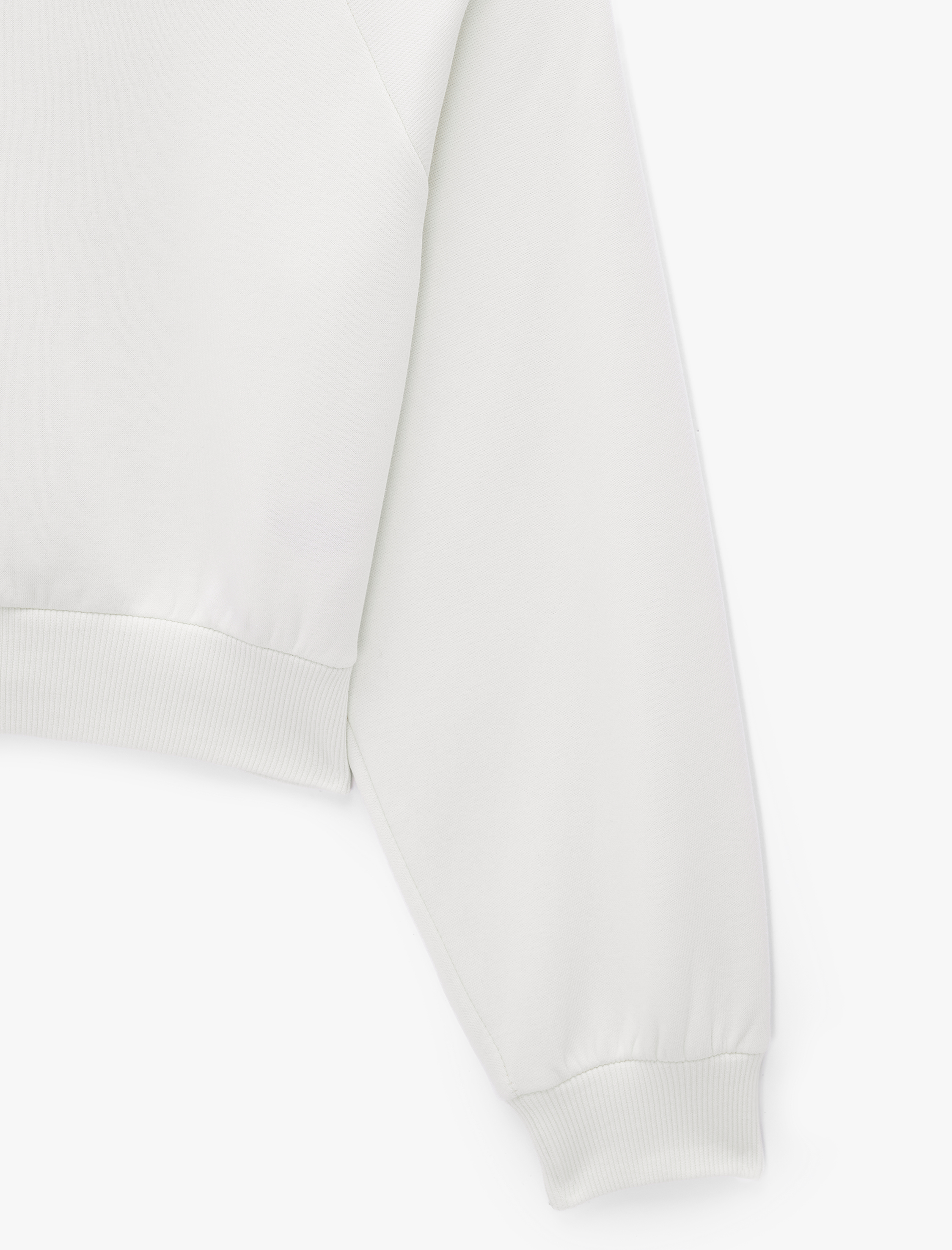   Uzun Kollu Üç İplik Asimetrik Kayık Yaka Omzu Açık Sweatshirt