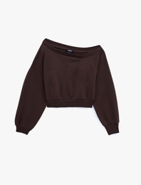 Uzun Kollu Üç İplik Asimetrik Kayık Yaka Omzu Açık Sweatshirt