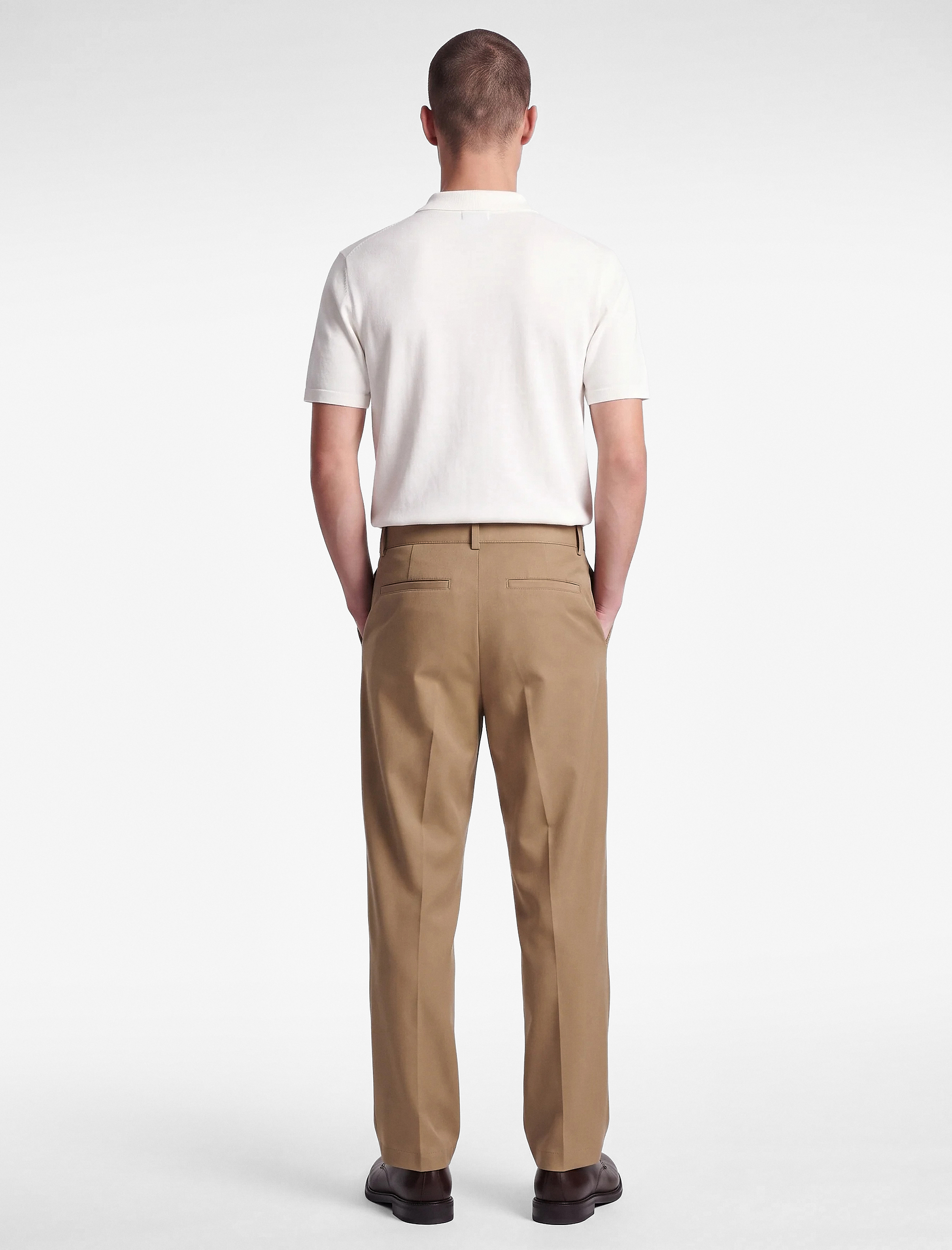   Regular Fit Cepli Viskon Karışımlı Pileli Kumaş Pantolon