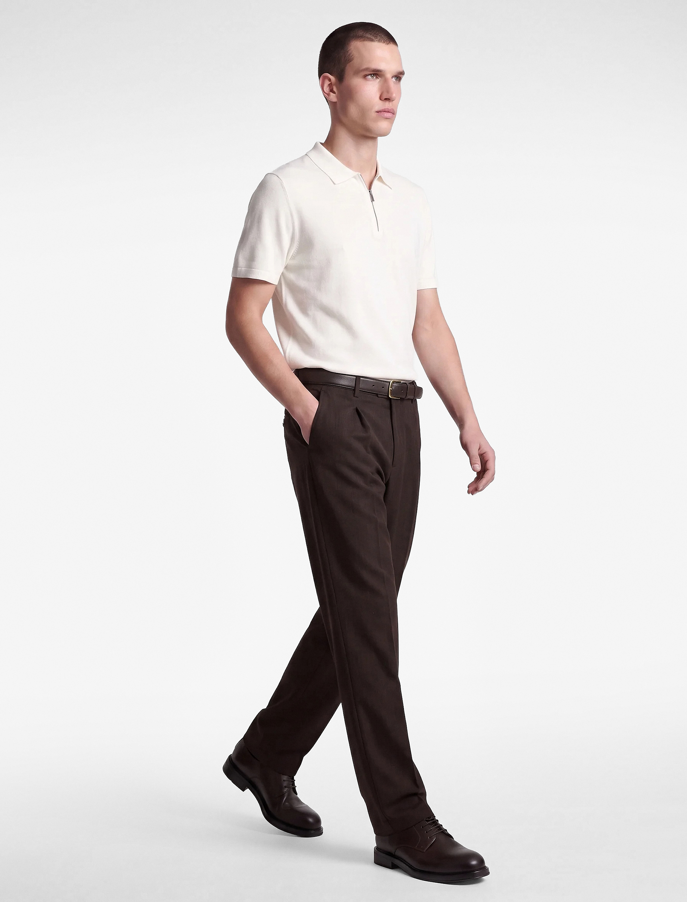   Regular Fit Viskon Karışımlı Cepli Pileli Kumaş Pantolon