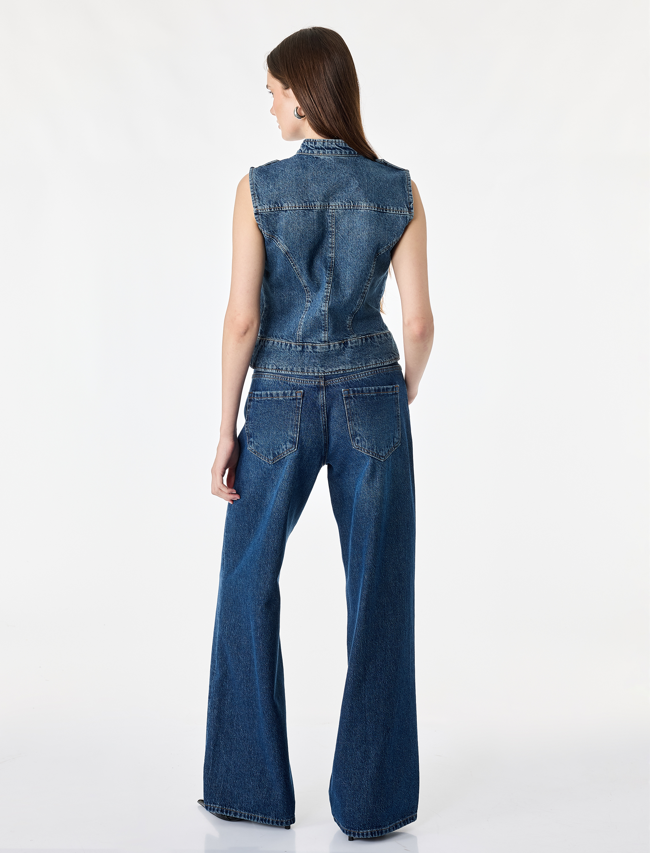   Pamuklu Cepli Yuvarlak Yaka Kolsuz Denim Military Yelek