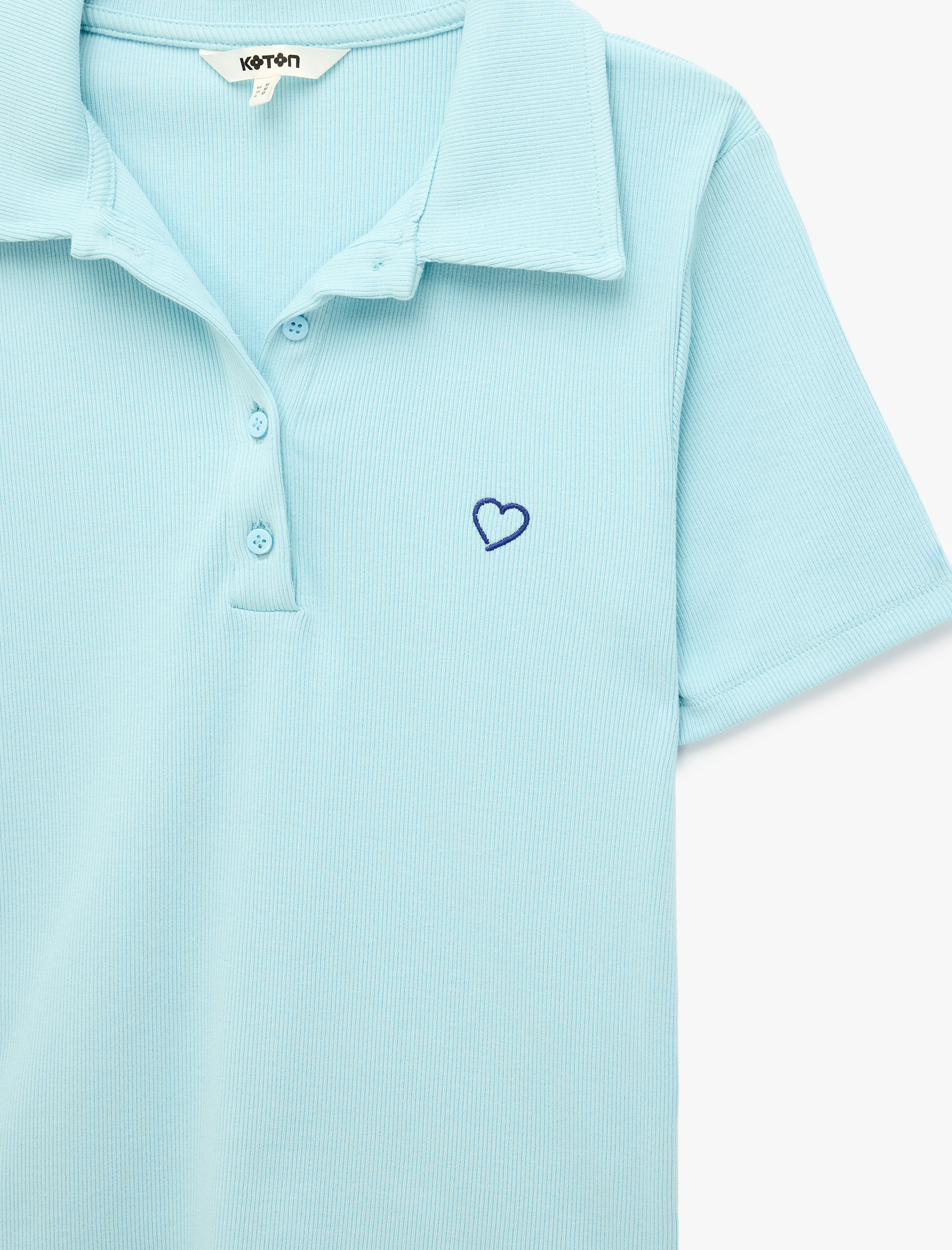   Pamuklu Slim Fit Düğmeli Kalp İşleme Detaylı Polo Yaka Kısa Kollu Fitilli Tişört