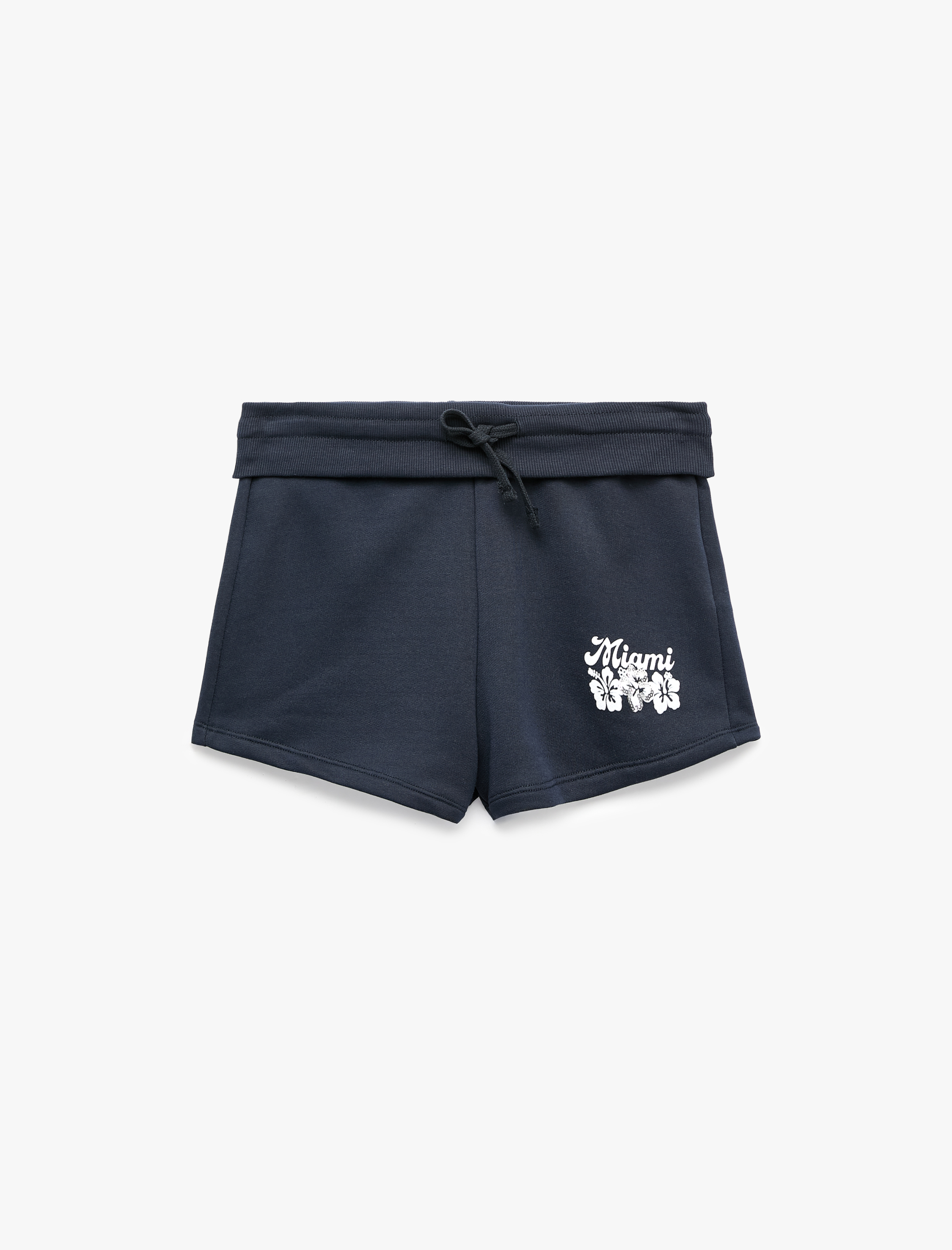   Nakışlı Beli Bağcıklı Bol Kalıp Mini Şort