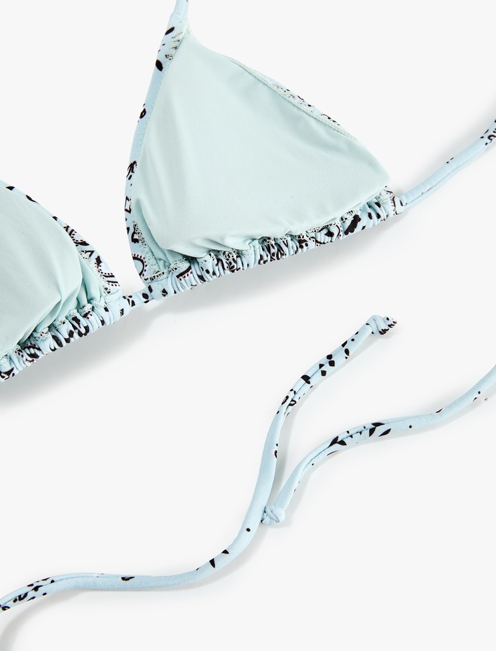  Halter Yaka Şal Desenli Üçgen Bikini Üstü