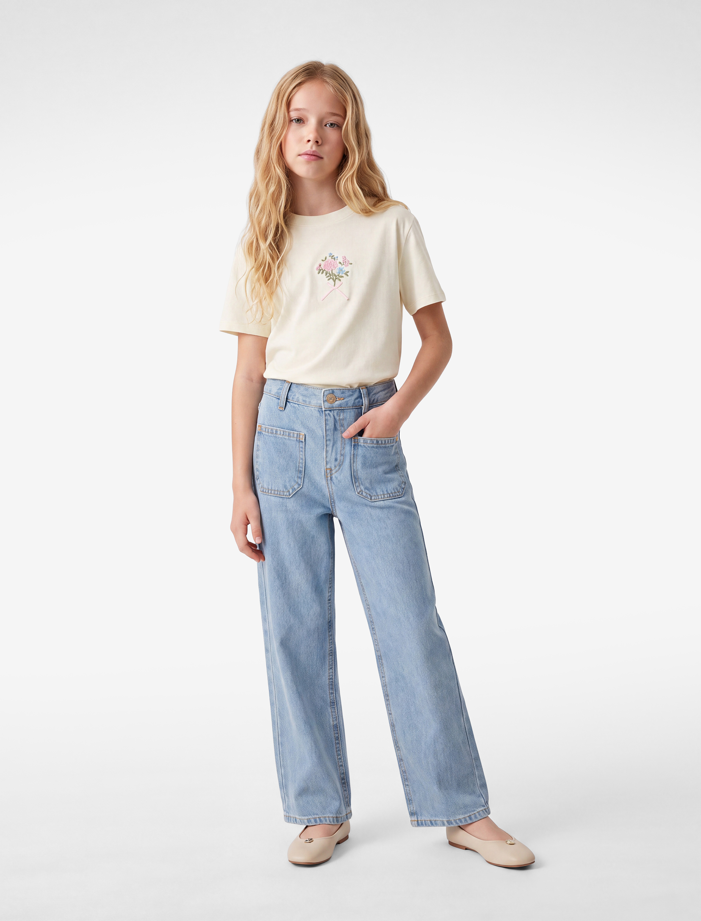  Kız Çocuk Pamuklu Rahat Kesim Geniş Paça Denim Pantolon