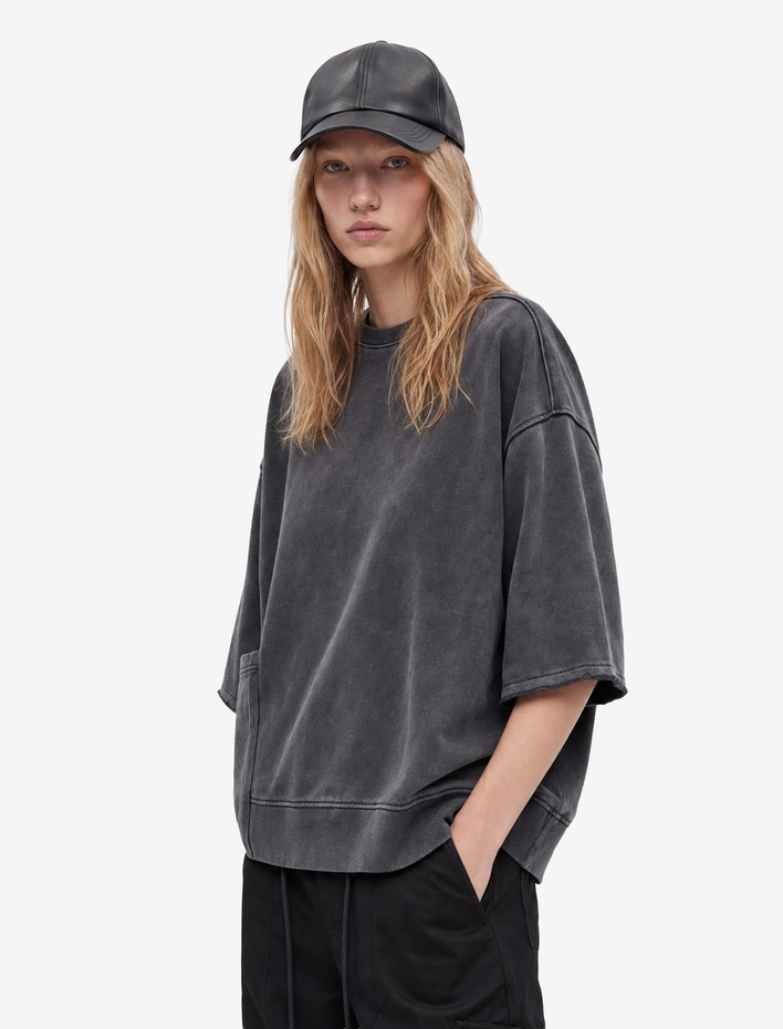  Cep Detaylı Yıkamalı Kısa Kollu Bisiklet Yaka Pamuklu Oversize Sweatshirt