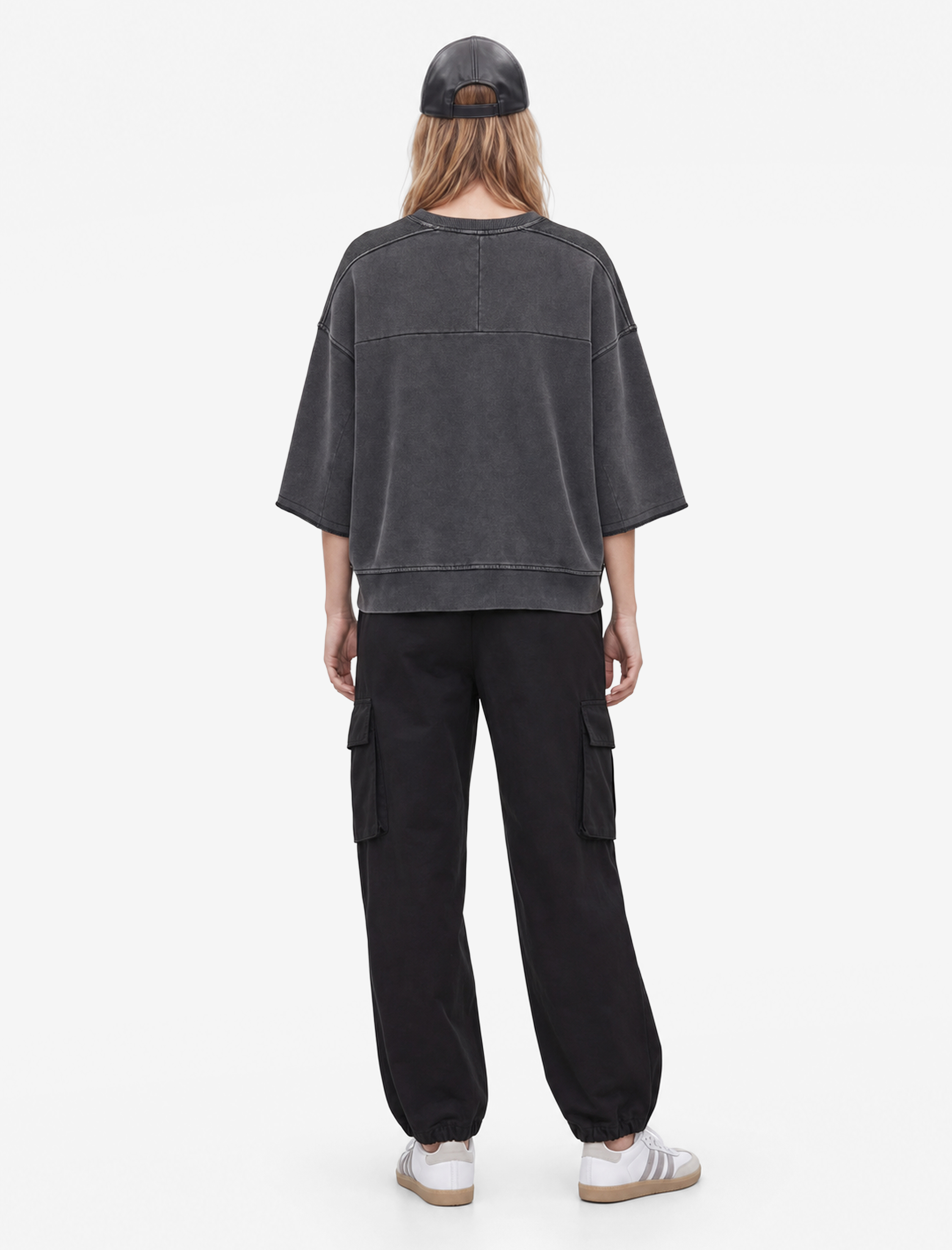   Cep Detaylı Yıkamalı Kısa Kollu Bisiklet Yaka Pamuklu Oversize Sweatshirt