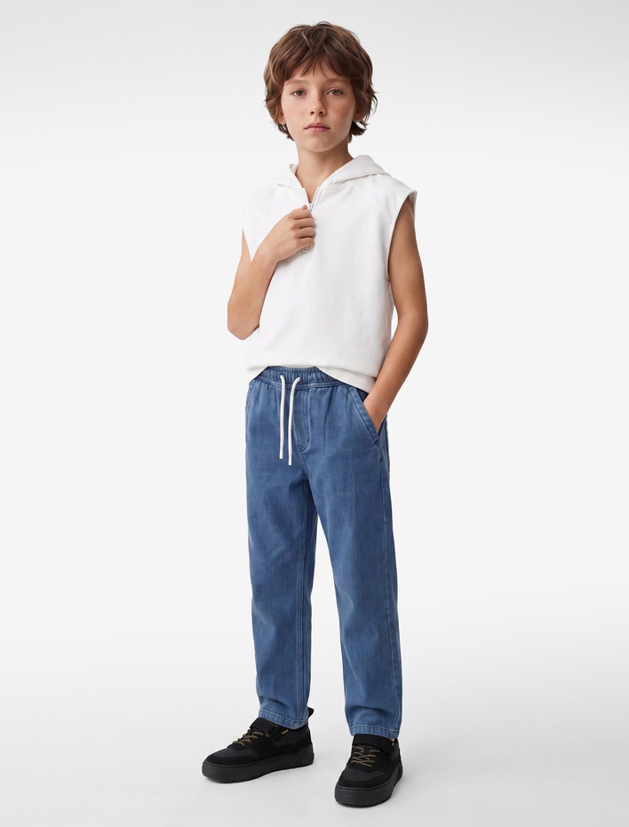 Erkek Çocuk Pamuklu Beli Bağcıklı Cepli Rahat Kesim Denim Pantolon
