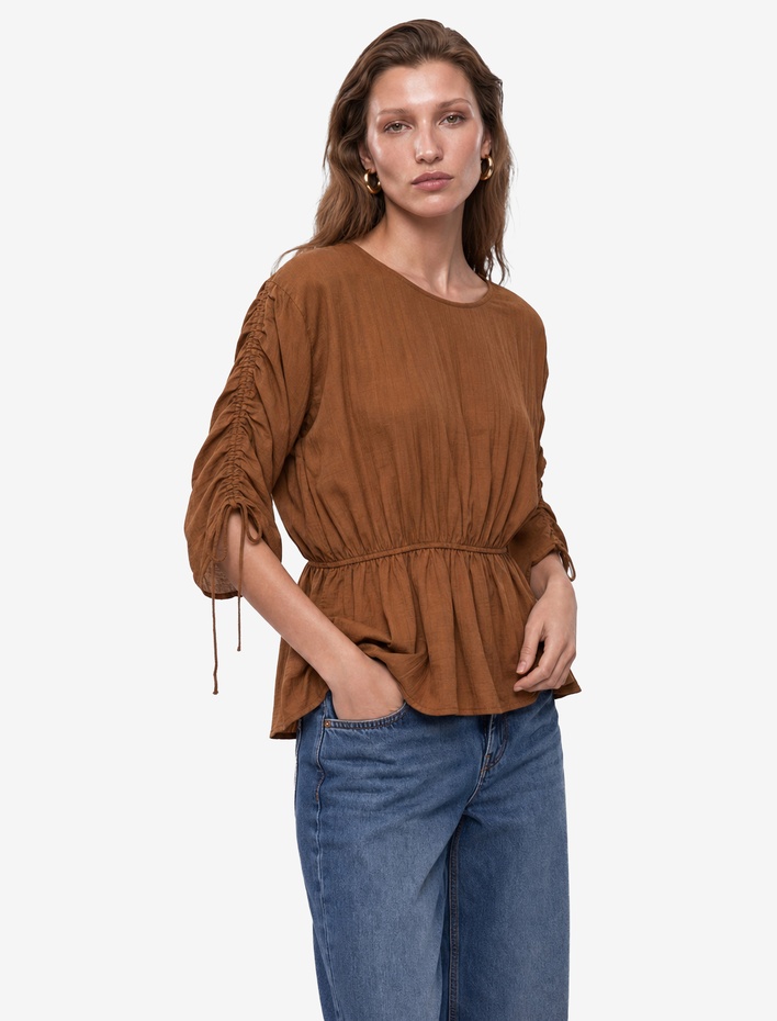  Viskon Kumaş Loose Fit Yuvarlak Yaka Büzgülü Bluz