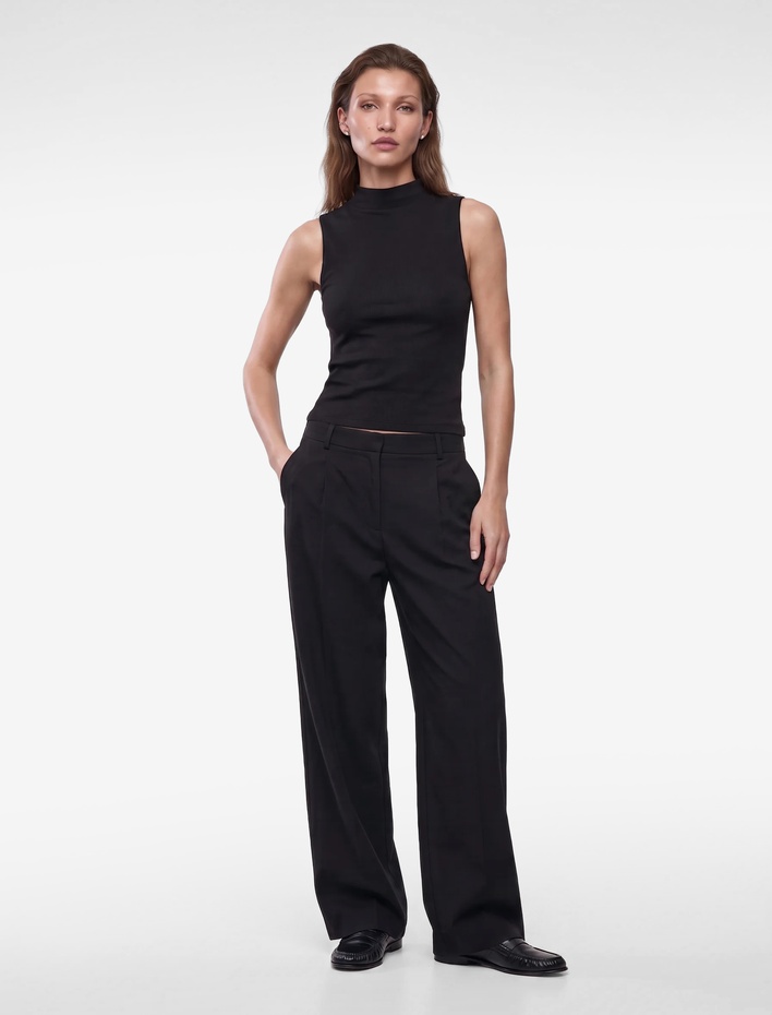  Modal Kumaş Slim Fit Dik Yaka Kolsuz Tişört