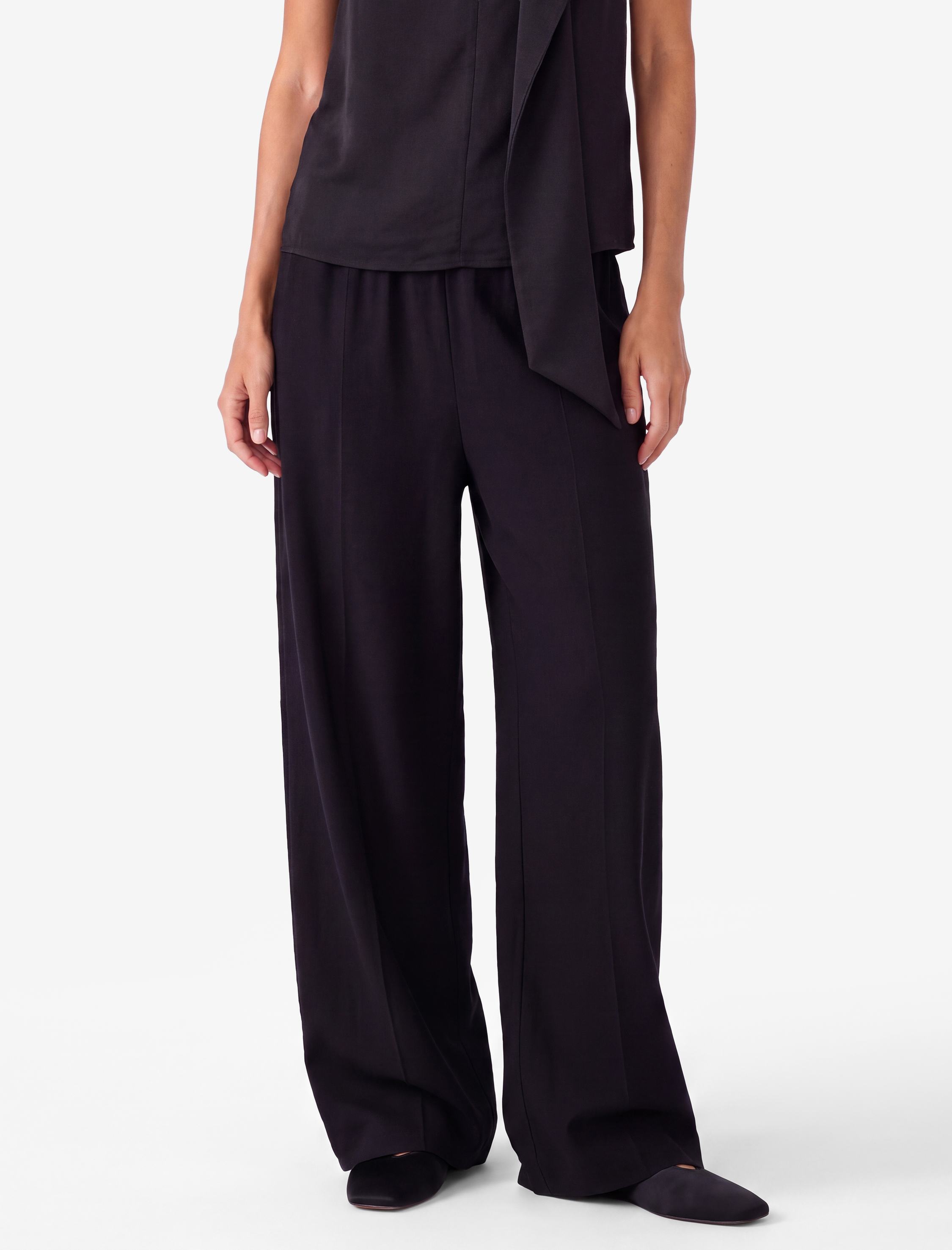   Viskon Kumaş Beli Bağcıklı Loose Fit Cepli Balon Pantolon