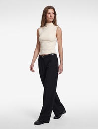 Pamuklu Dik Yaka Slim Fit Kolsuz Body