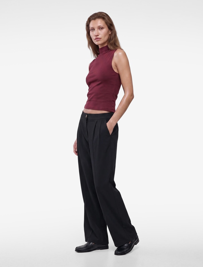  Pamuklu Dik Yaka Slim Fit Kolsuz Body