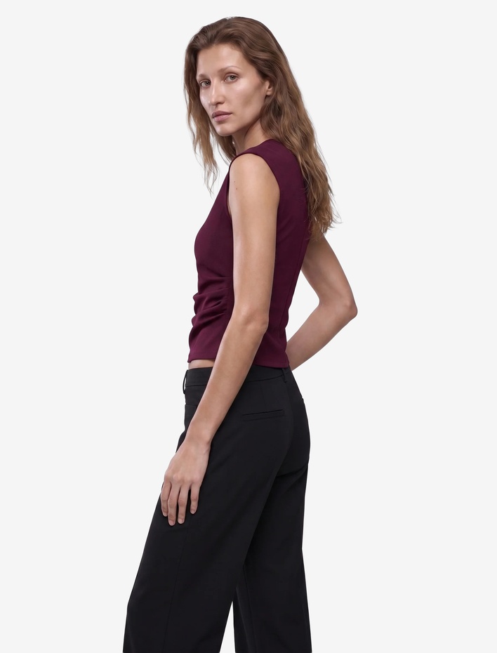  Krep Scuba Slim Fit Drape Detaylı Kolsuz Bisiklet Yaka Bluz
