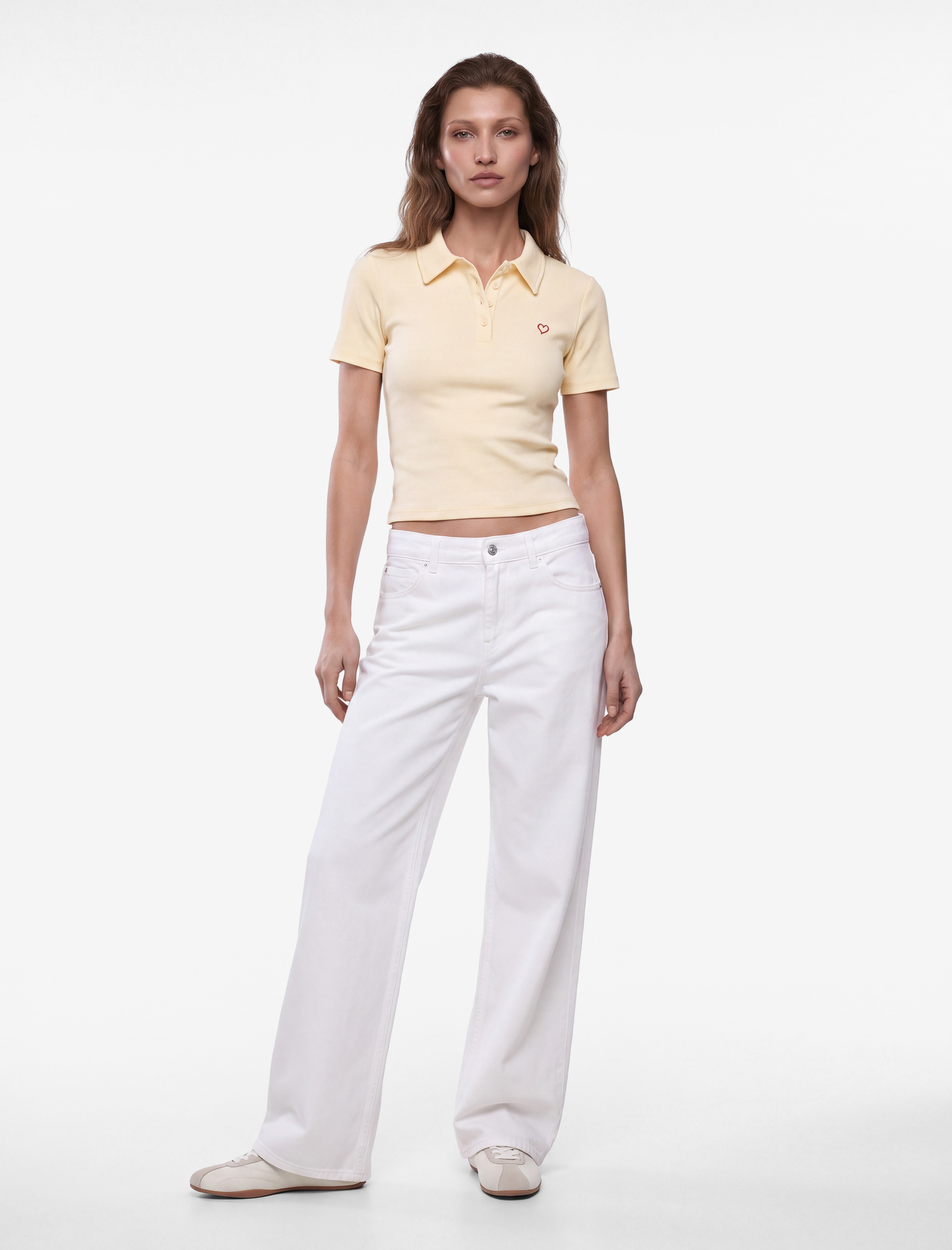   Pamuklu Slim Fit Düğmeli Kalp İşleme Detaylı Polo Yaka Kısa Kollu Fitilli Tişört