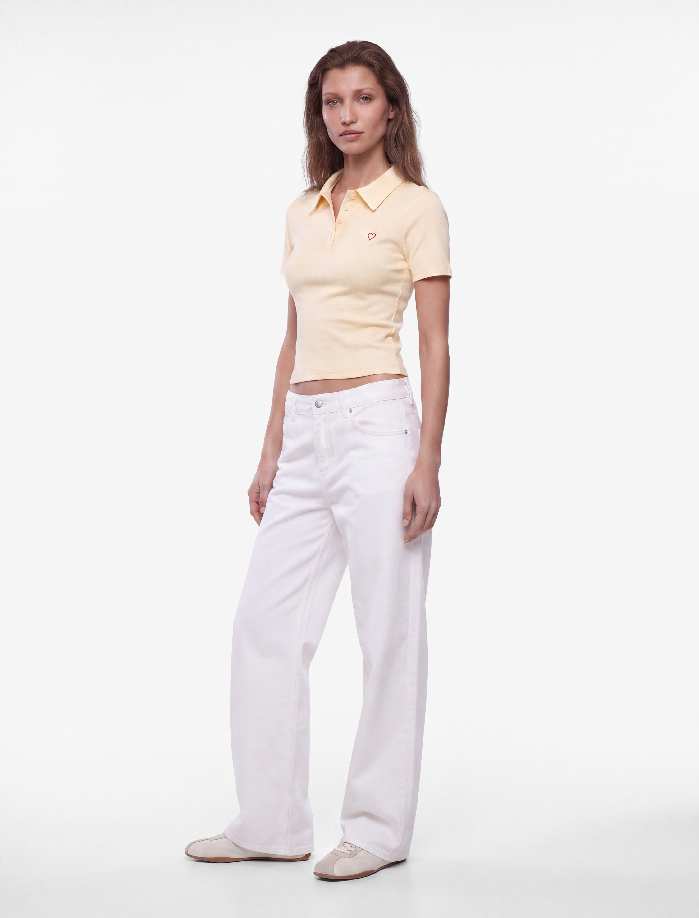   Pamuklu Slim Fit Düğmeli Kalp İşleme Detaylı Polo Yaka Kısa Kollu Fitilli Tişört