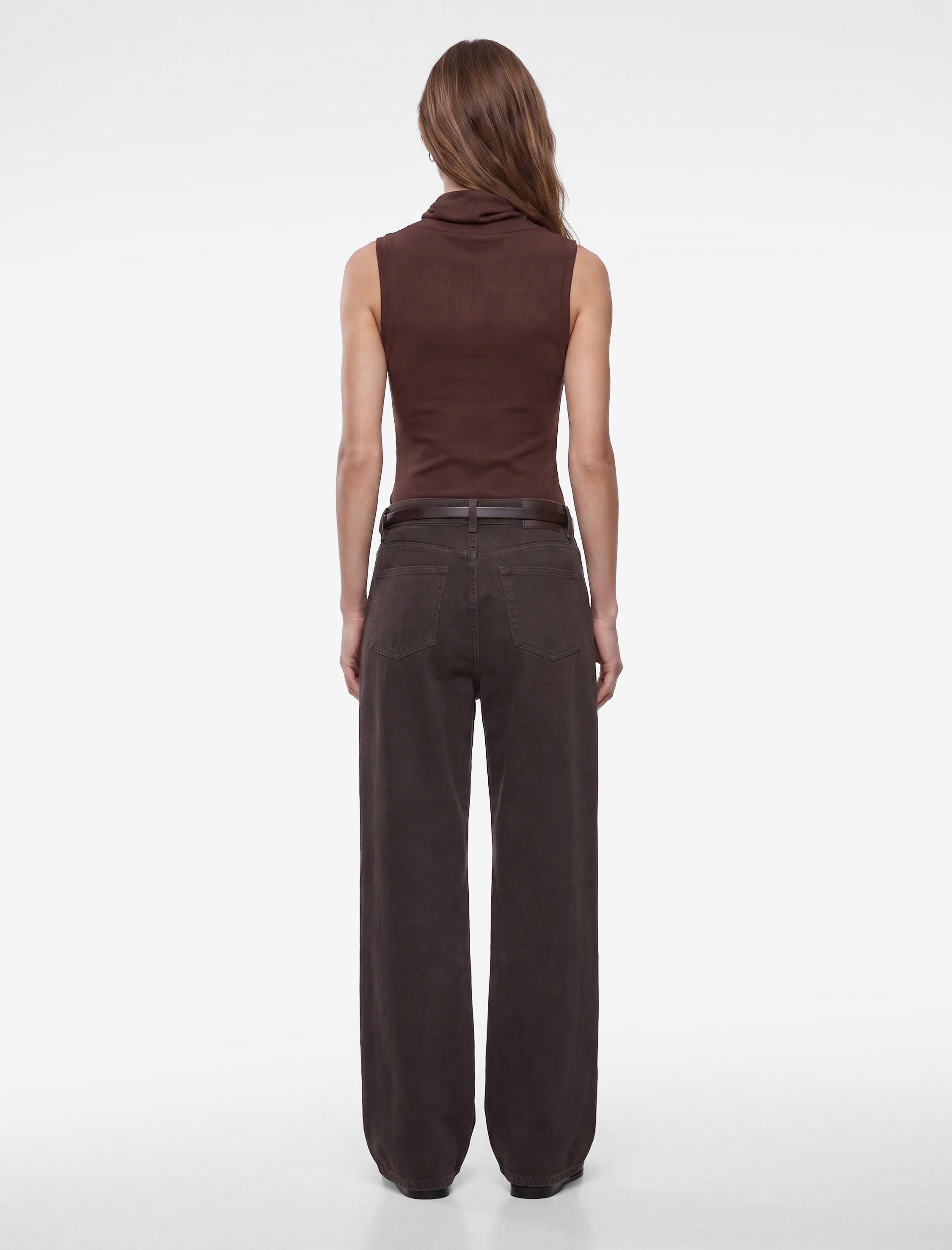   Modal Kumaş Slim Fit Kolsuz Dik Yaka Body