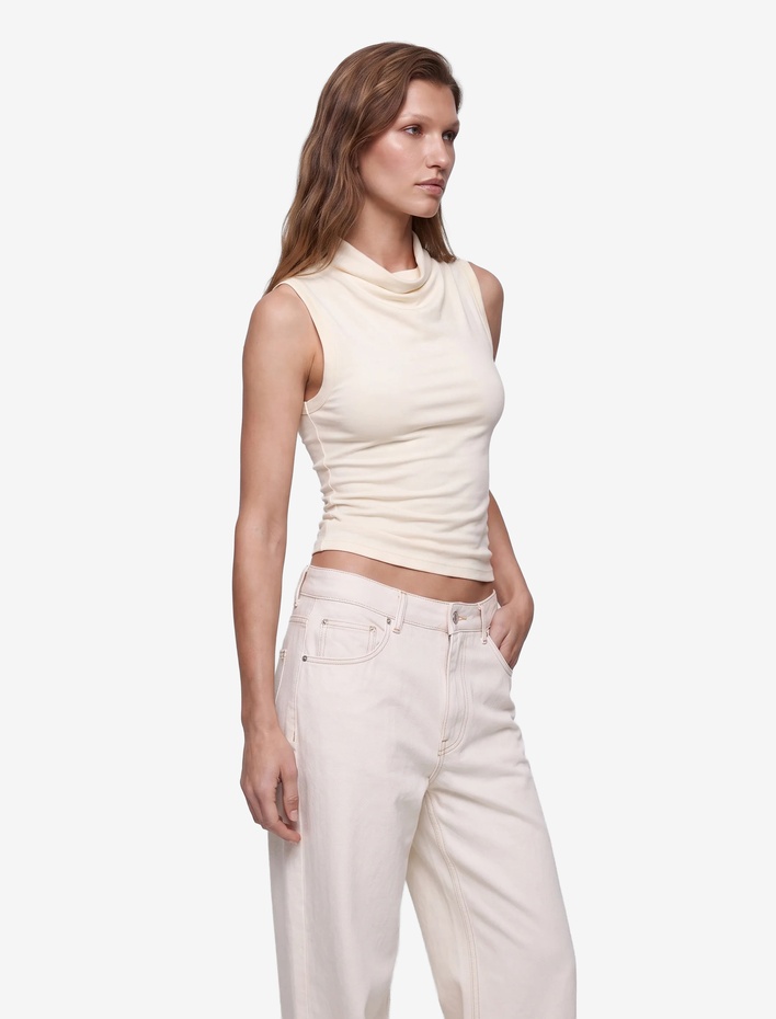  Modal Kumaş Slim Fit Kolsuz Dik Yaka Body
