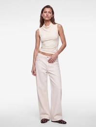 Modal Kumaş Slim Fit Kolsuz Dik Yaka Body