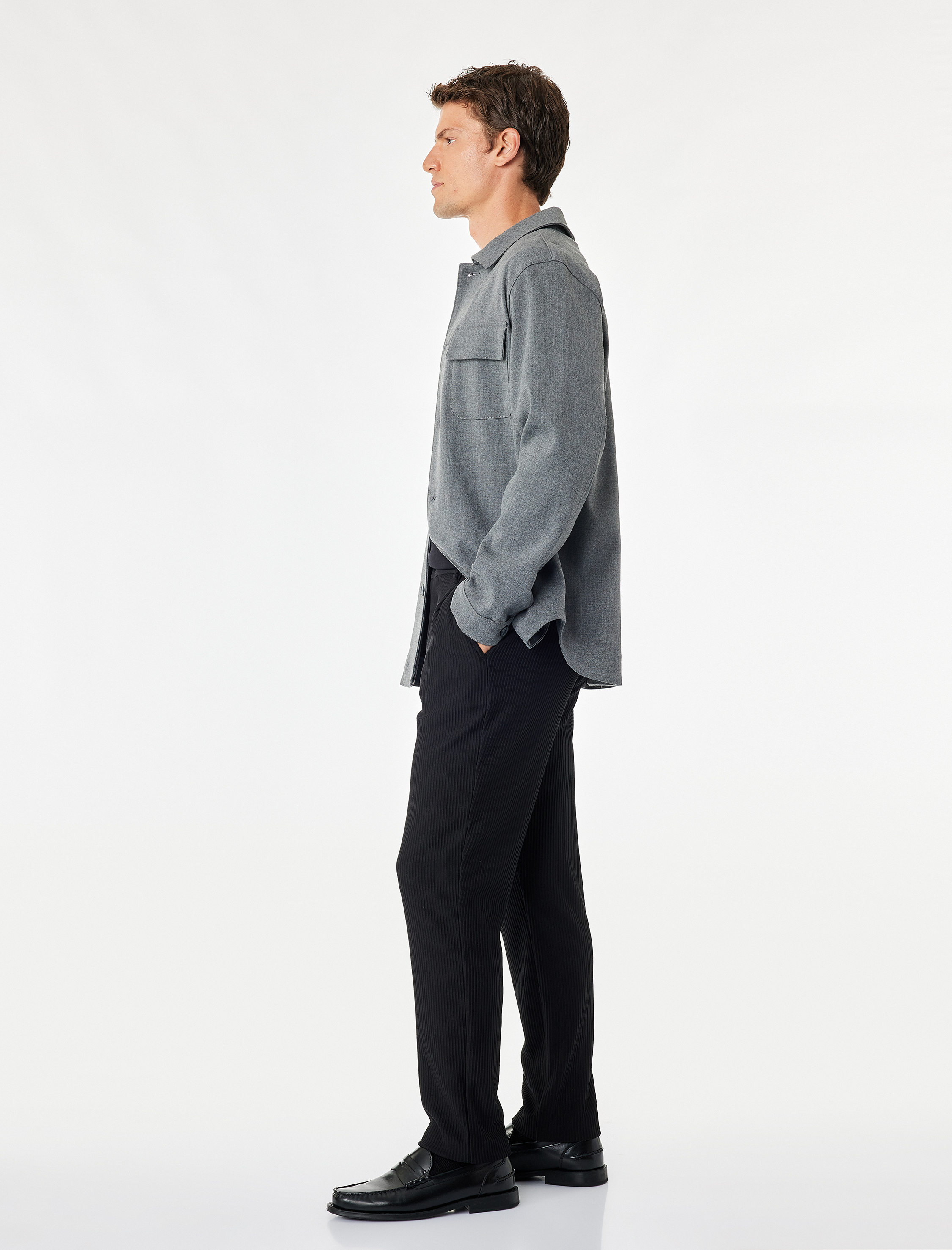   Pileli Dokulu Cepli Slim Fit Pantolon