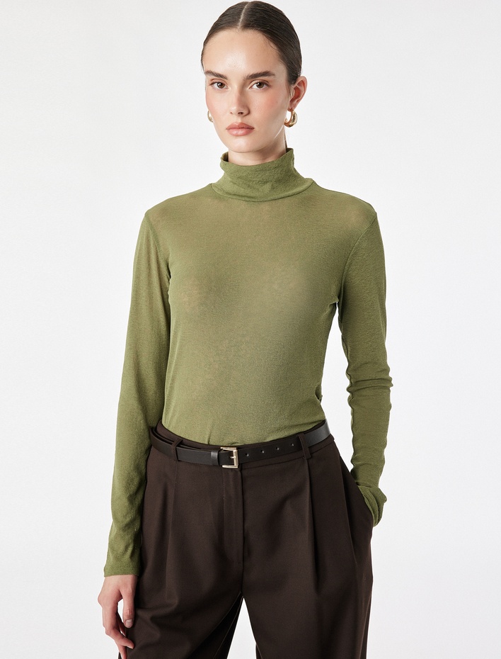  Slim Fit Dik Yaka Uzun Kollu Tişört