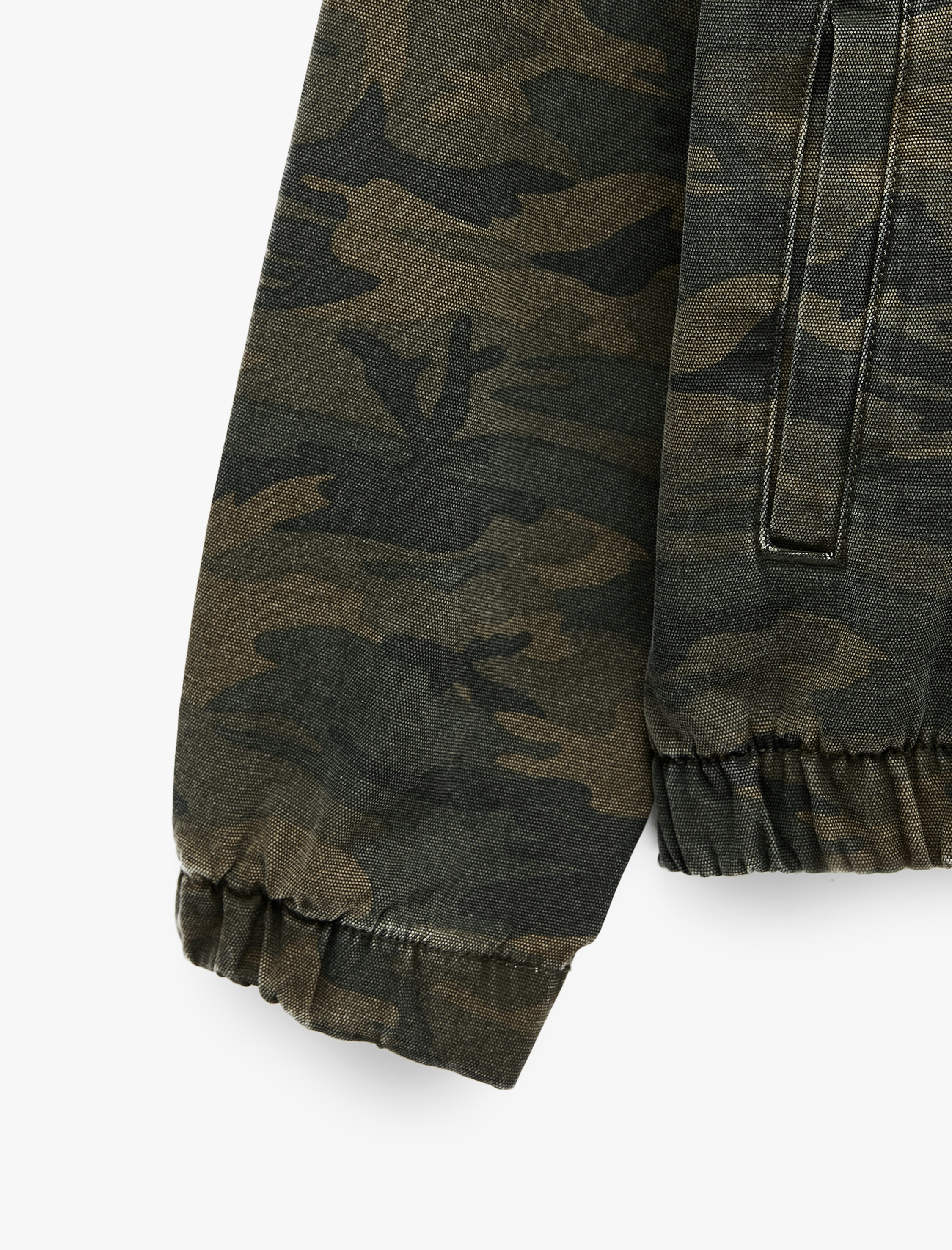   Pamuklu Kamuflaj Desenli Rahat Kalıp Kapüşonlu Fermuarlı Denim Ceket
