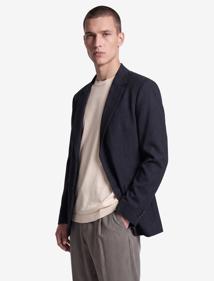  Düğmeli Uzun Kollu Kapaklı Cepli Mono Yaka Blazer Ceket