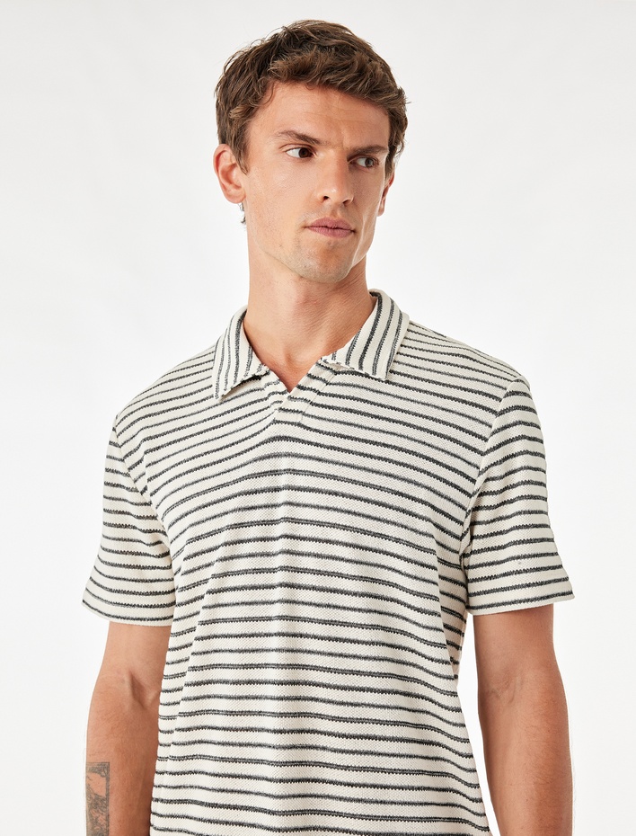  Regular Fit Kısa Kollu Çizgili Polo Yaka Tişört