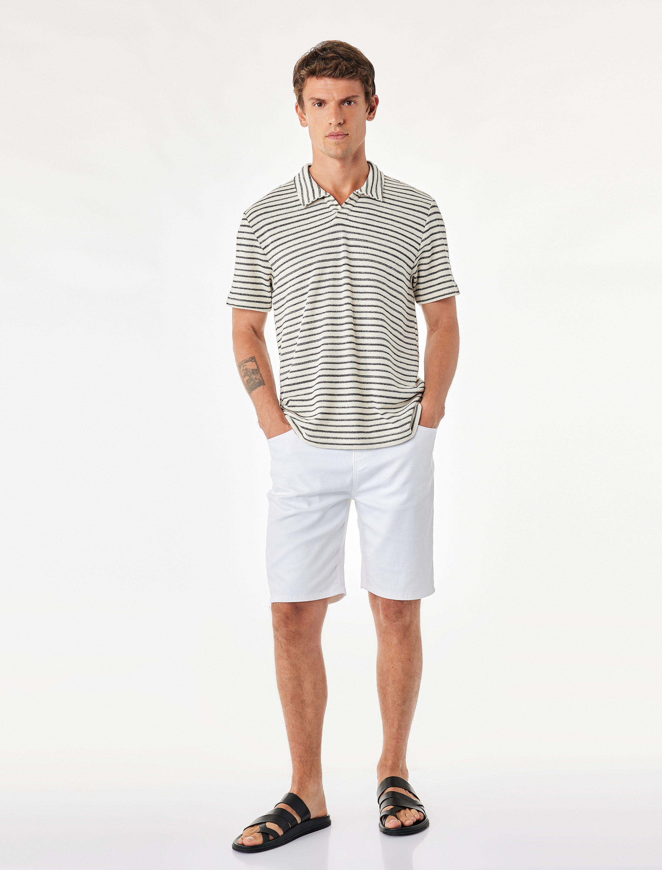   Regular Fit Kısa Kollu Çizgili Polo Yaka Tişört