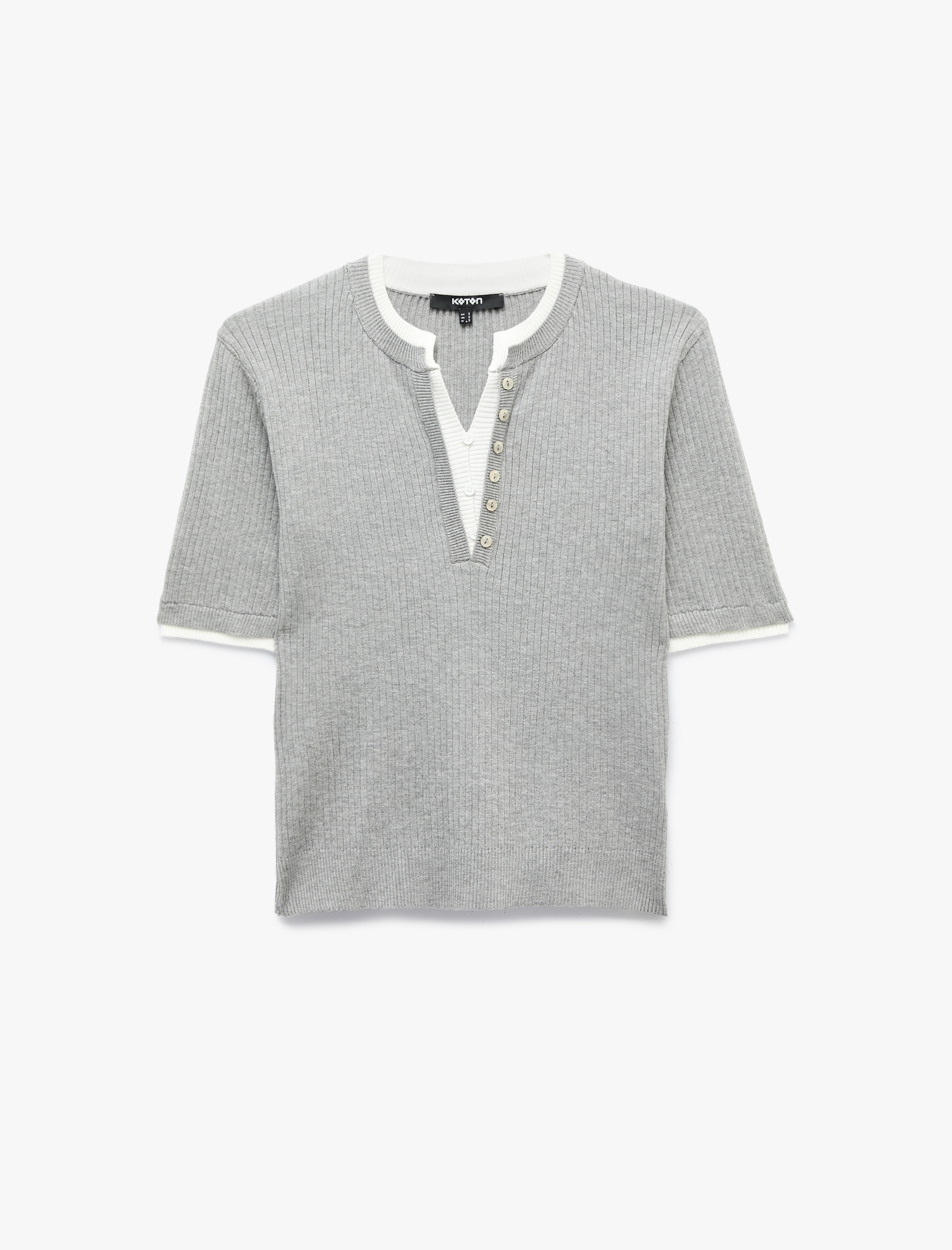  Regular Fit Kısa Kollu Katmanlı Henley Yaka Düğmeli Triko Kazak